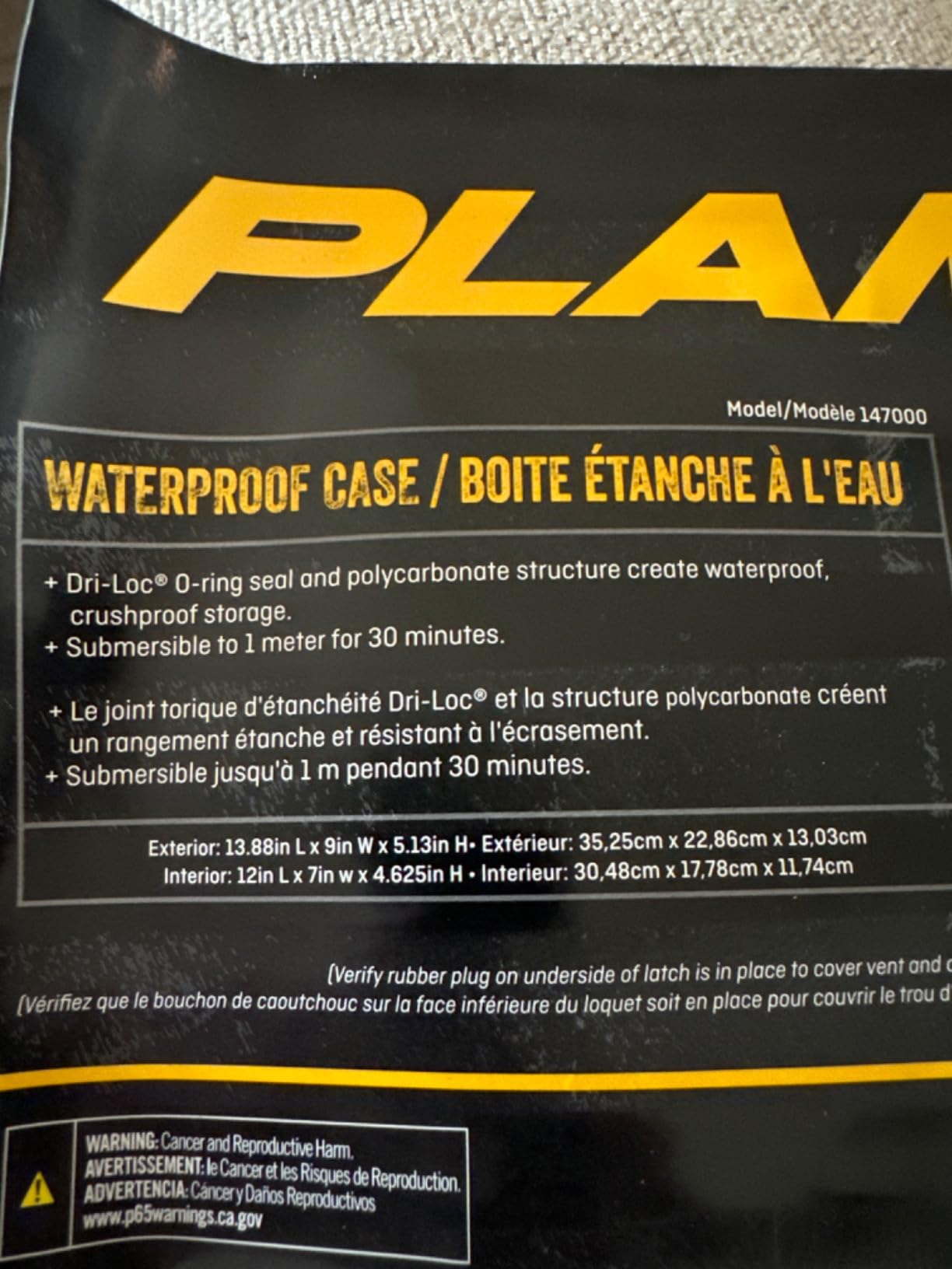 Plano Guide Series 3600 Field Box Waterproof Case, Medium, Waterproof Dry Box with Wrist Strap for Boat, Kayak, and Camping, Outdoor Gear Storage, 11