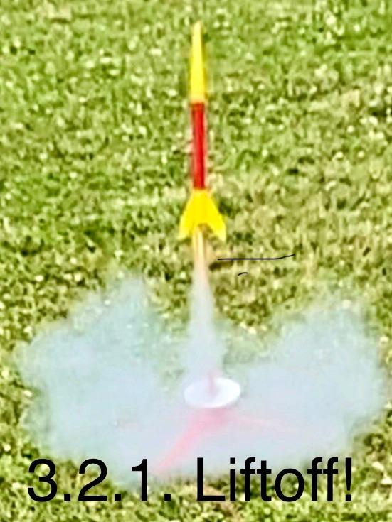 Estes 1499 Rascal and Hijinks Rocket Launch Set, Prebuilt Beginner Flying-Rocket-Model Set for Ages 10+, Includes Launch Pad System customer photo 2