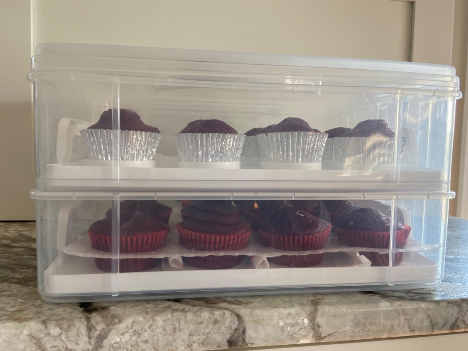 Snapware (2-Layer, 24 Cupcakes Plastic Detachable Cupcake Carrier customer photo 1