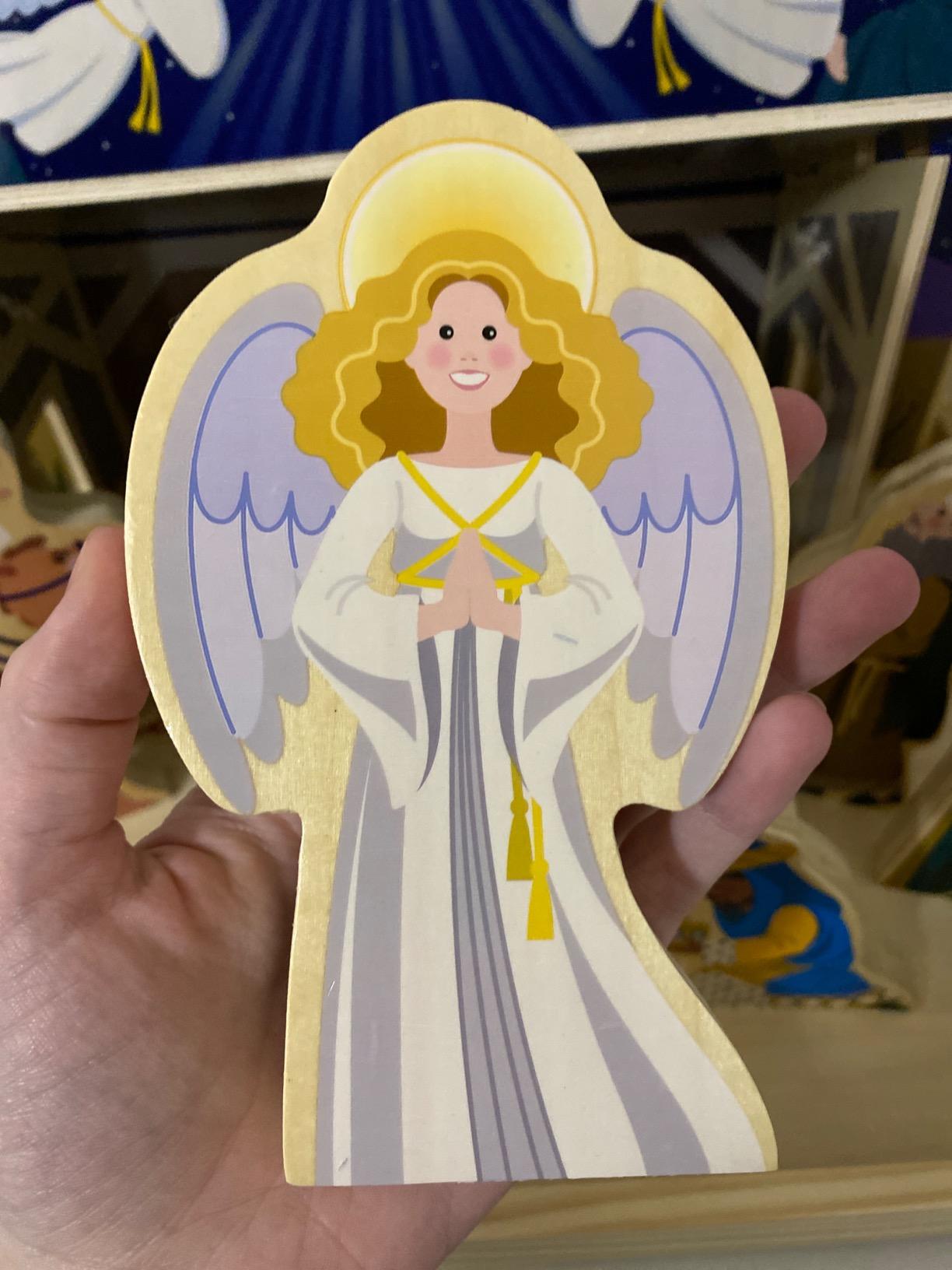 Melissa & Doug Classic Wooden Christmas Nativity Set with 4-Piece Stable and 11 Wooden Figures customer photo 2