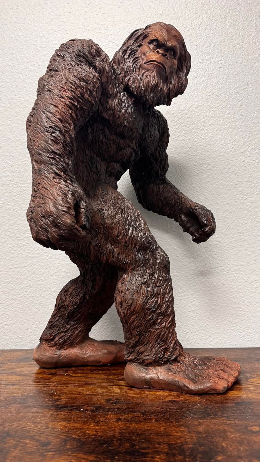Design Toscano Yeti the Bigfoot Indoor/Outdoot Garden Statue, Medium 21 Inch Tall, Cast Stone Resin, Brown Finish customer photo 1