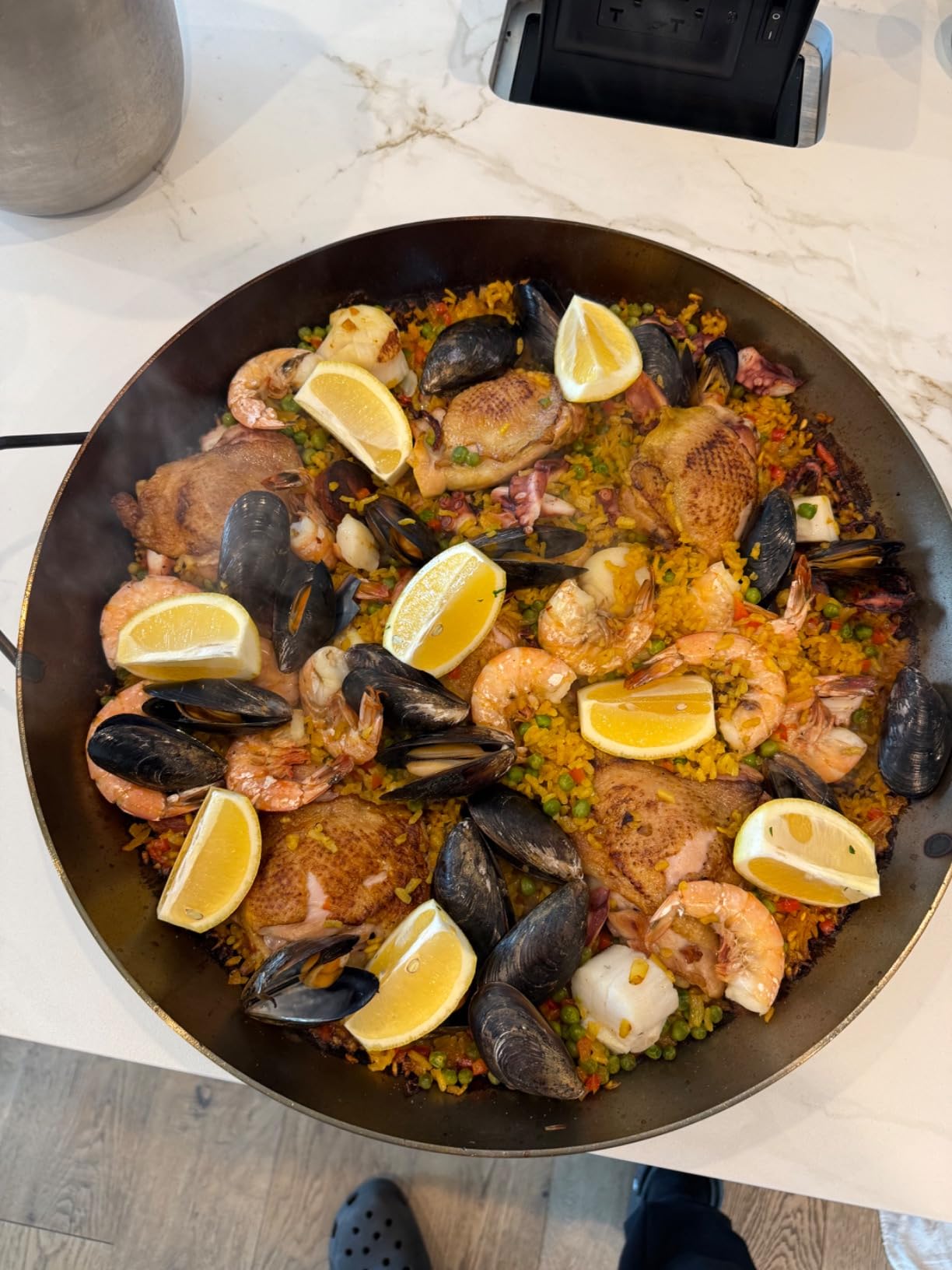 Matfer Bourgeat Black Carbon Steel Paella Pan, 15 1/2