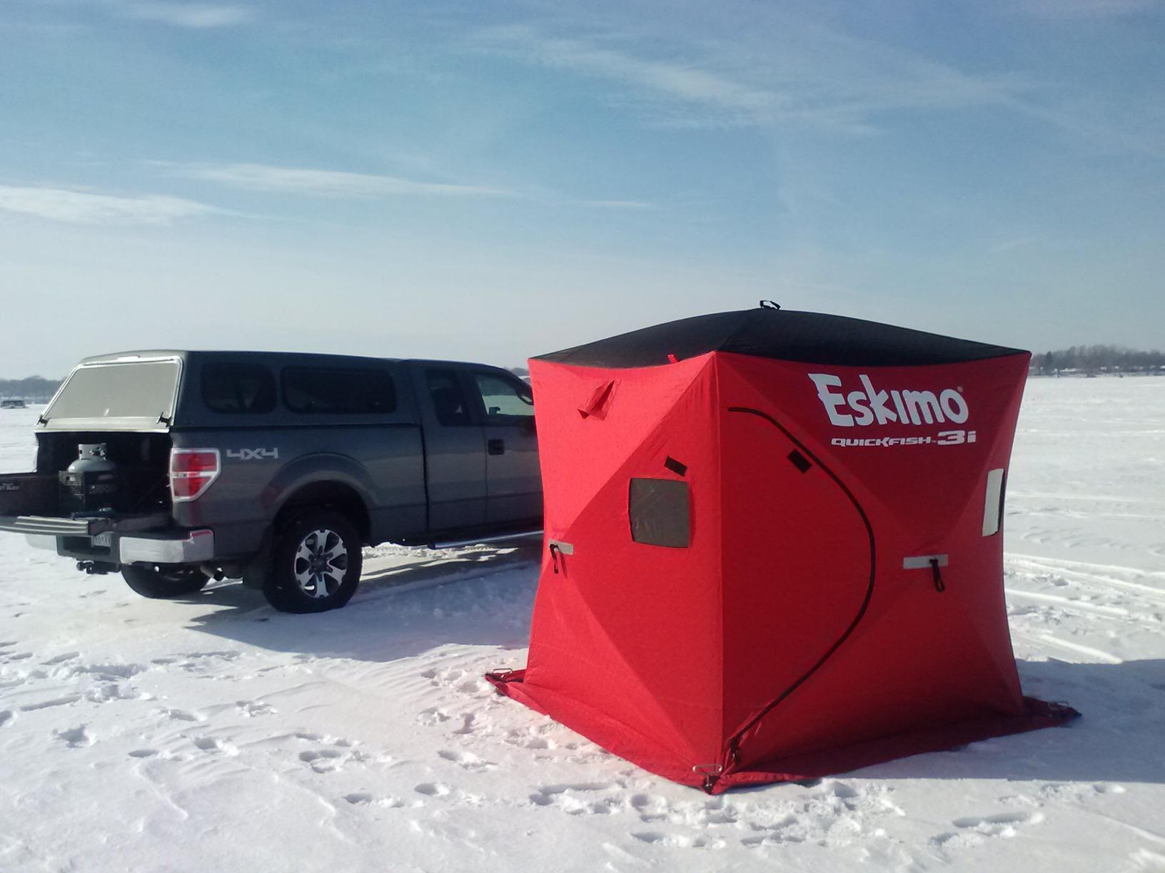 Eskimo 69445 Quickfish 3i Insulated Pop-Up Portable Hub-Style Ice Fishing Shelter, 34 Square Feet of Fishable Area, 3 Person Shelter, Red customer photo 2