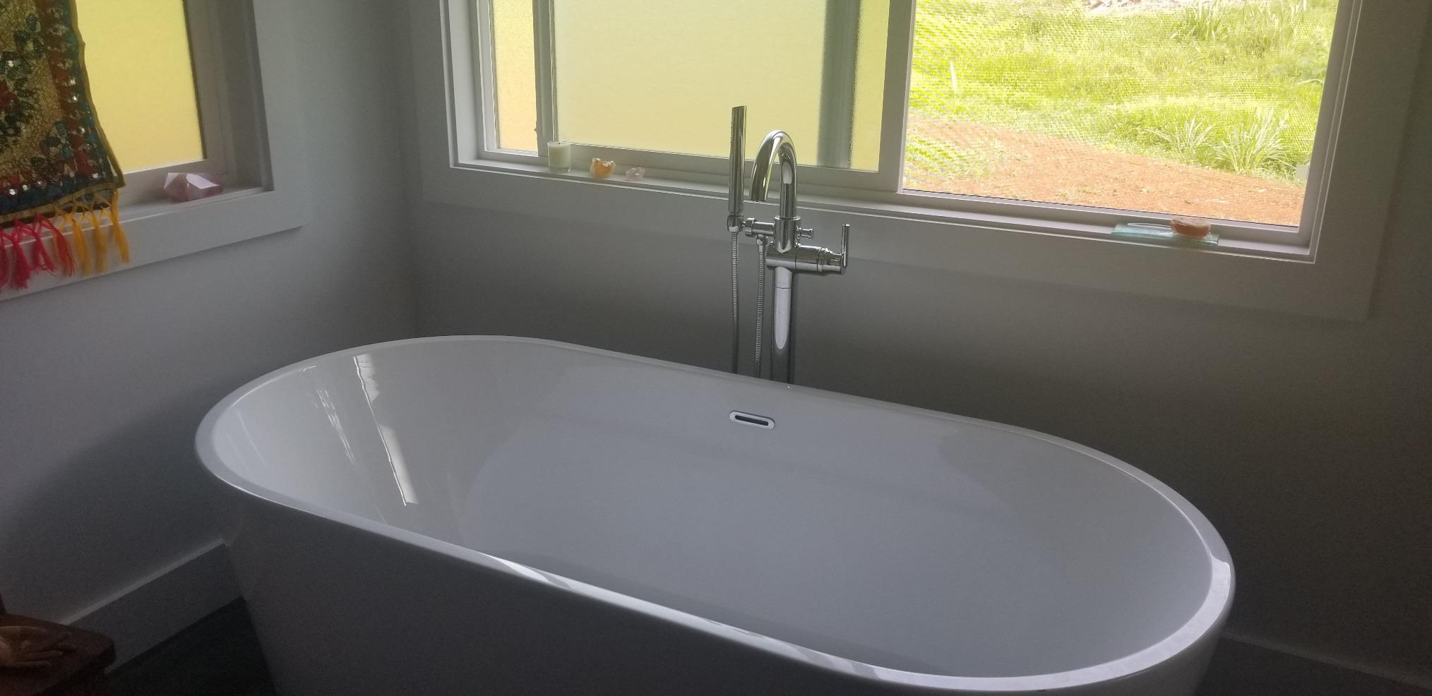 Delta Faucet Trinsic Floor Mount Tub Filler - Freestanding Roman Tub Spout with Handheld Shower - Flexible Shower Hose - Double Check Valves - Chrome, T4759-FL (Rough Sold Separately) customer photo 1