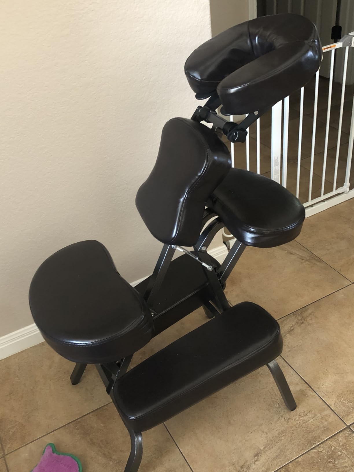 Master Massage Bedford Portable Light Weight Massage Chair, Burgundy, with Carry Case customer photo 1