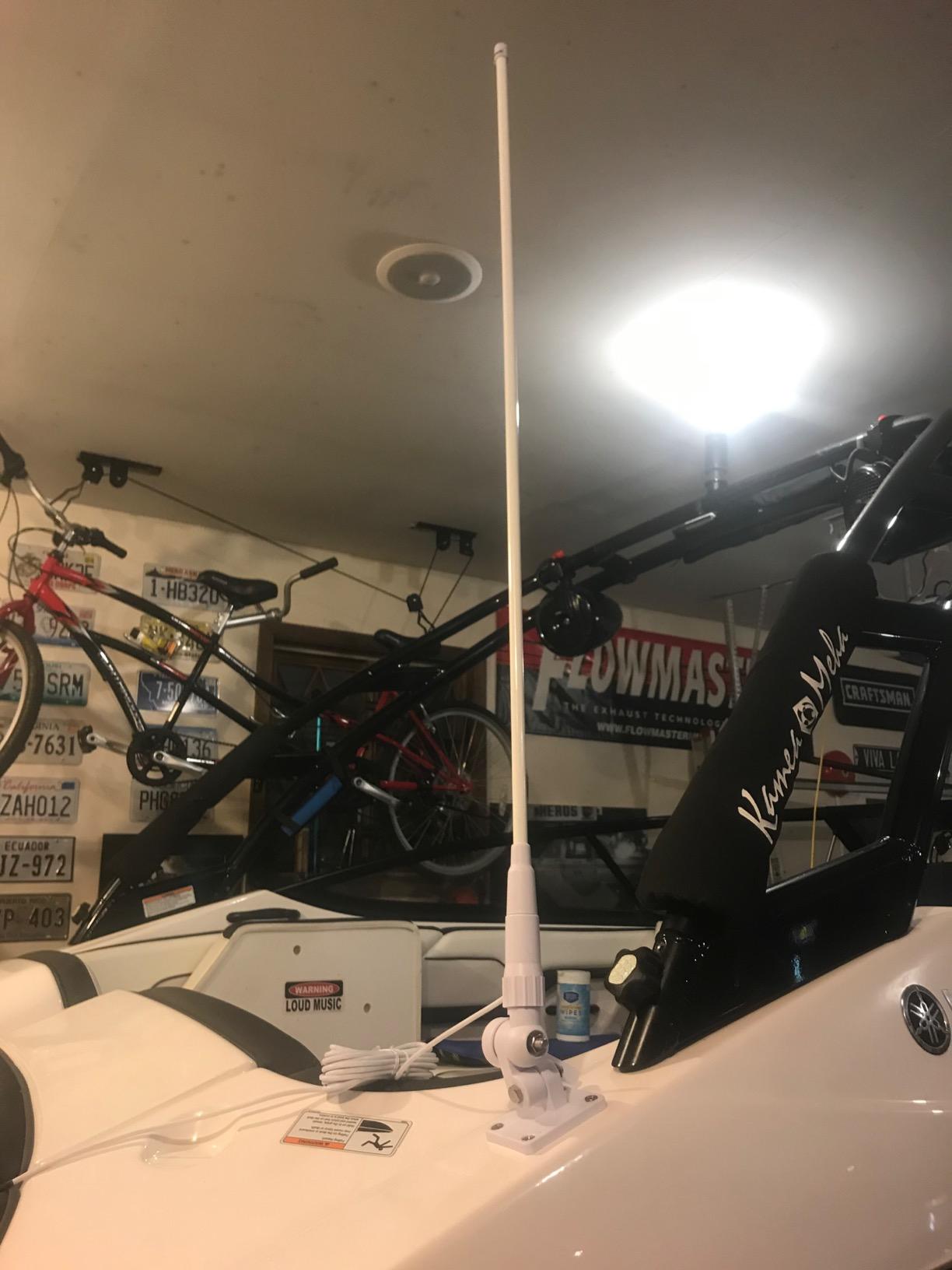 Tram® Pretuned VHF 3-dBd-Gain Marine Rachet-Mount 46-in. Fiberglass Antenna with RG58 Cable and FME-Female Connector with PL-259 Adapter customer photo 1