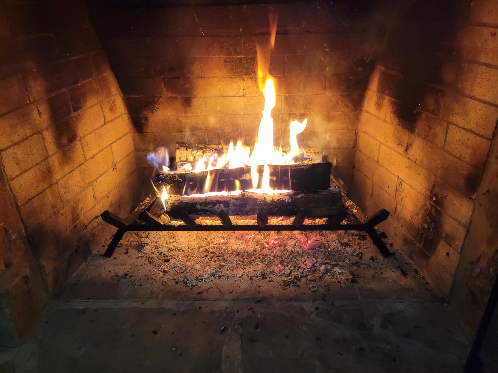 Pleasant Hearth - 3/4