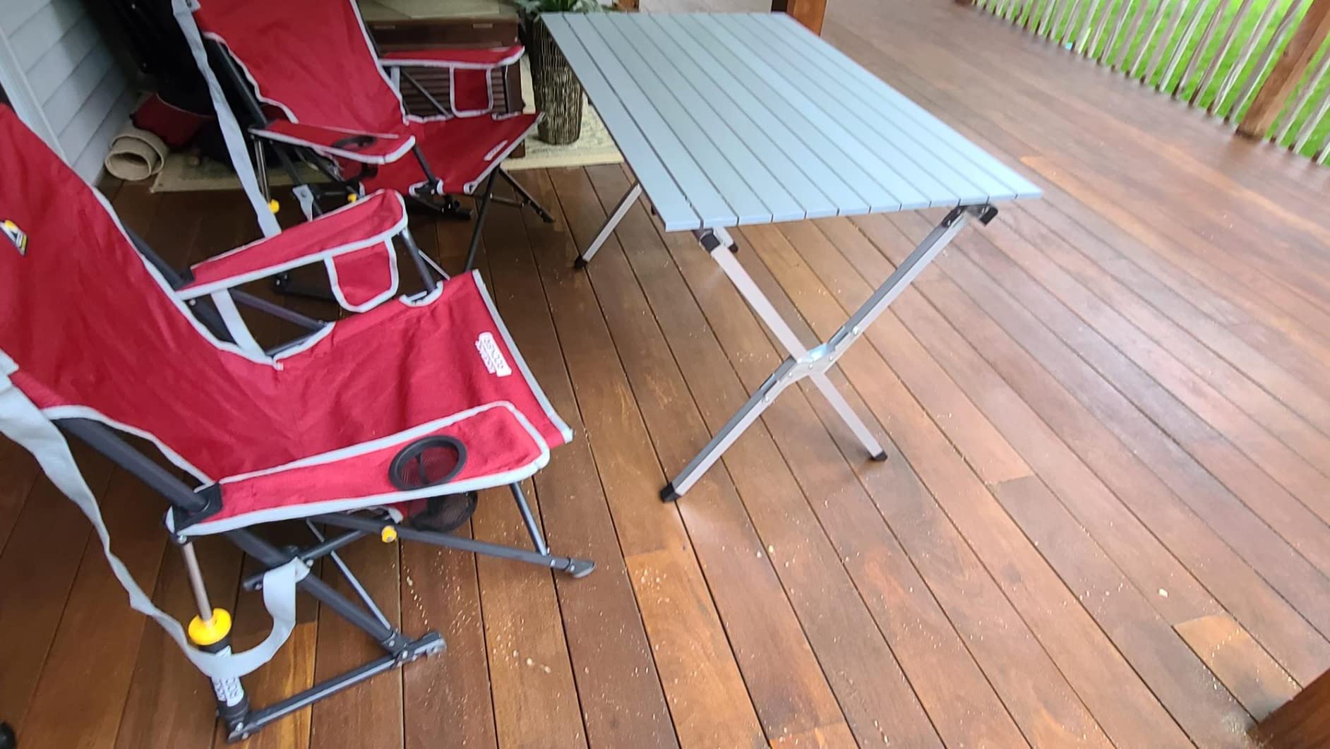 Camco Aluminum Roll-Up Table with Carrying Bag, Seats 4-6, Lightweight & Portable for Outdoor Camping, Tailgating, Beach, Parties and RV Use, Silver customer photo 2