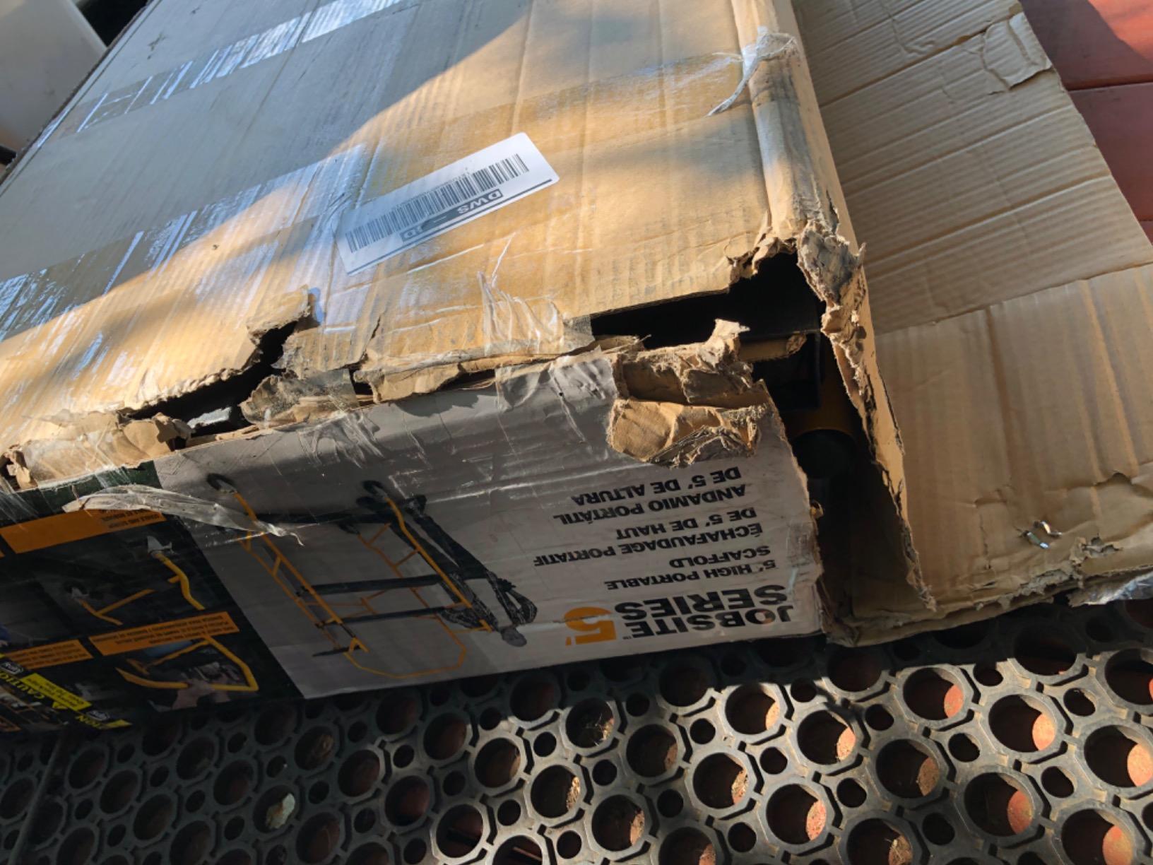 Metaltech Jobsite Series Complete 5ft. Folding Scaffold - 900-Lb. Capacity, Model Number I-IMIS customer photo 1