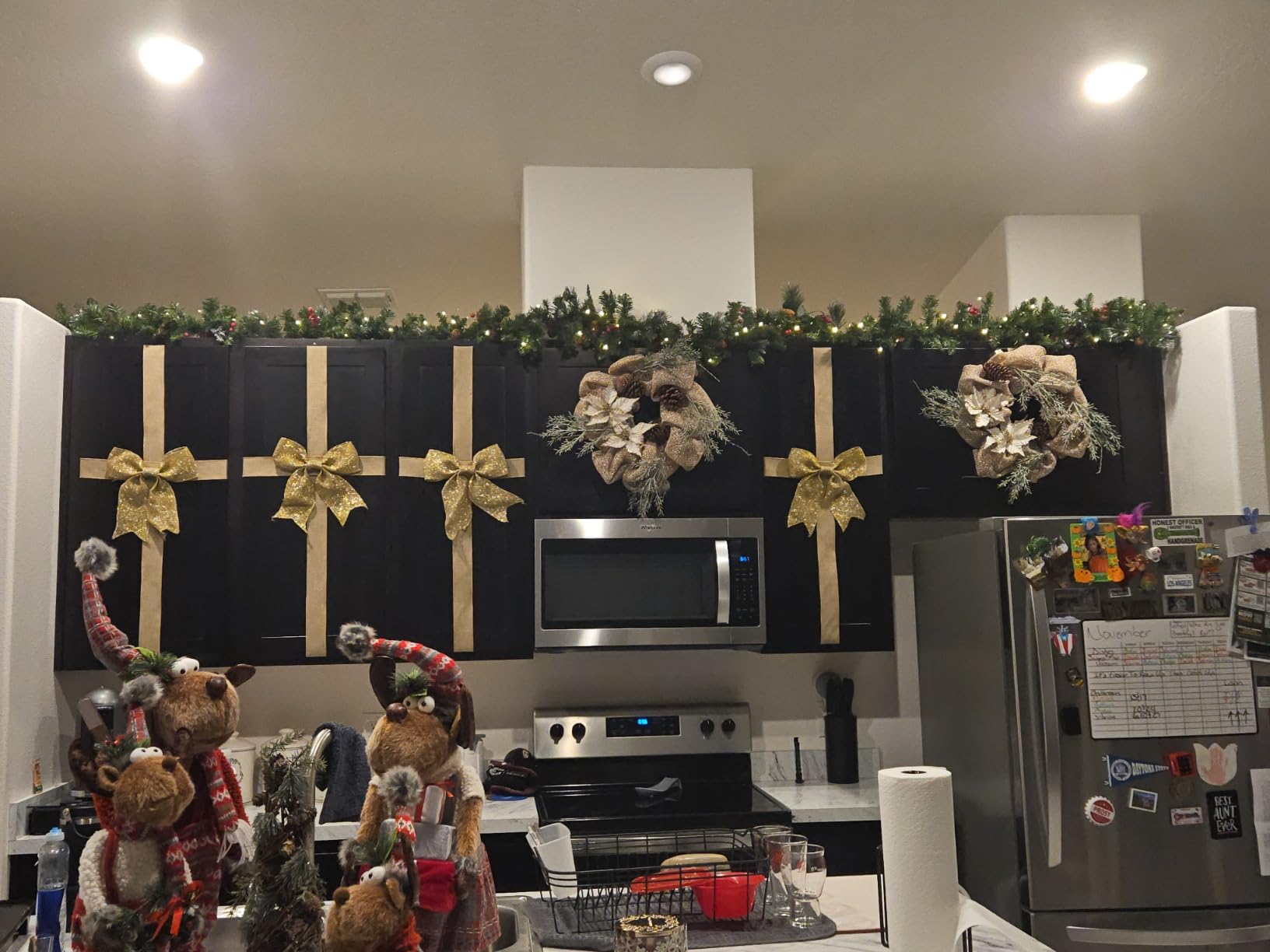 National Tree Company 9ft Pre-Lit Crestwood Spruce Christmas Garland customer photo 1
