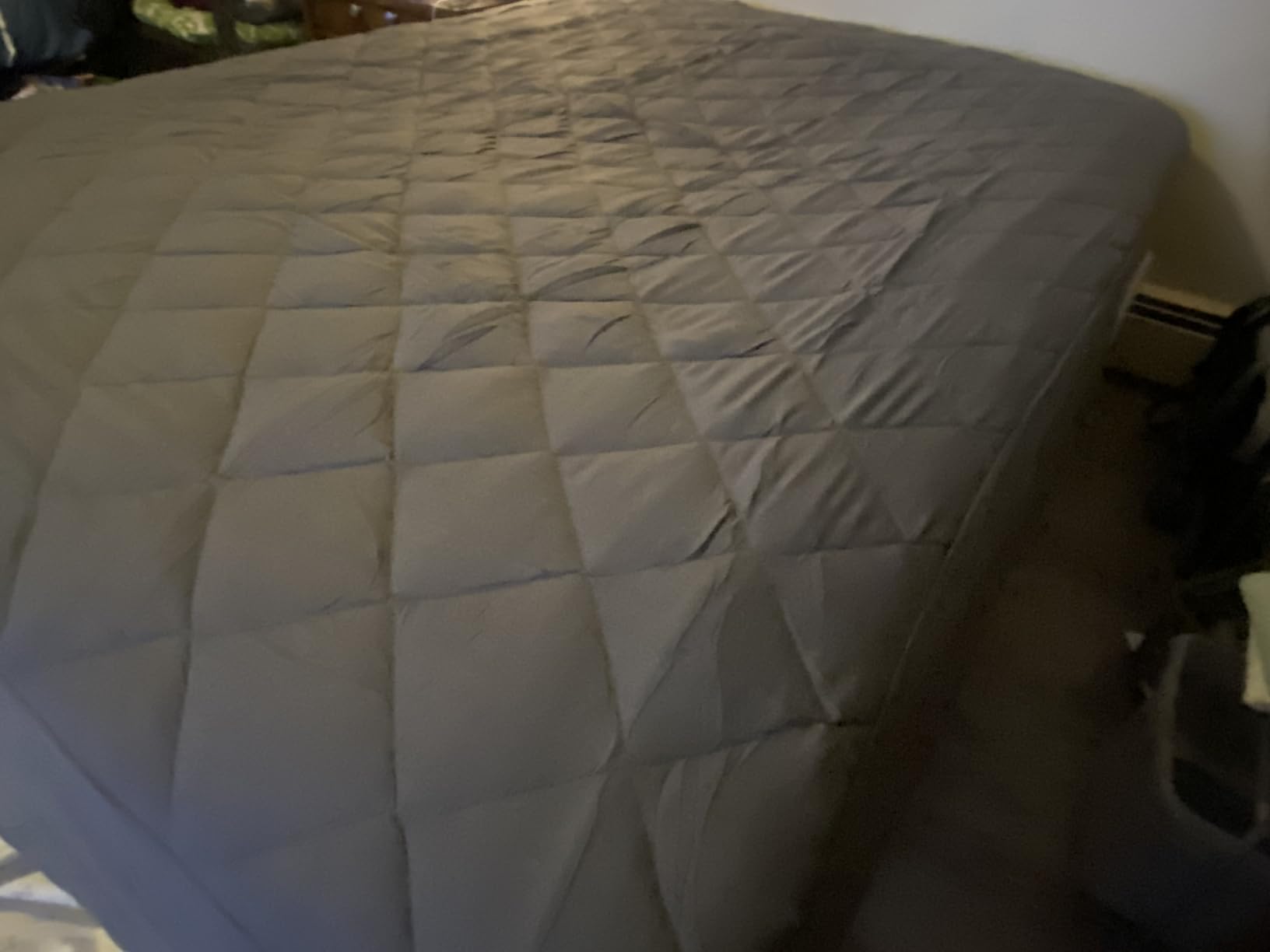 Quilted Fitted Mattress Pad, Queen Mattress Protector Topper with Deep Pocket Stretches up to 16 Inches, Machine Washable Mattress Cover by Utopia Bedding (White) customer photo 2