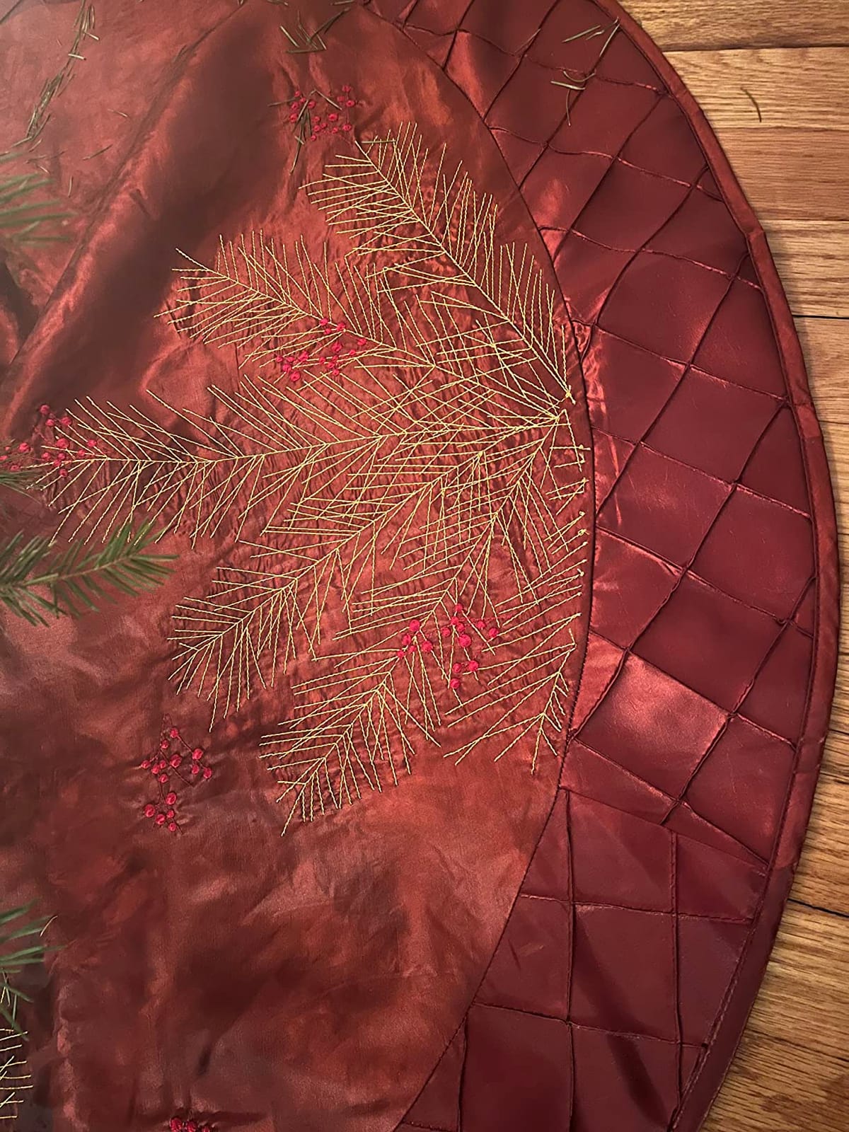 X.Sem Deluxe Embroidered Pine Branches Cherry with Pintuck Border,Extra Large,Christmas Tree Skirt-50 customer photo 1