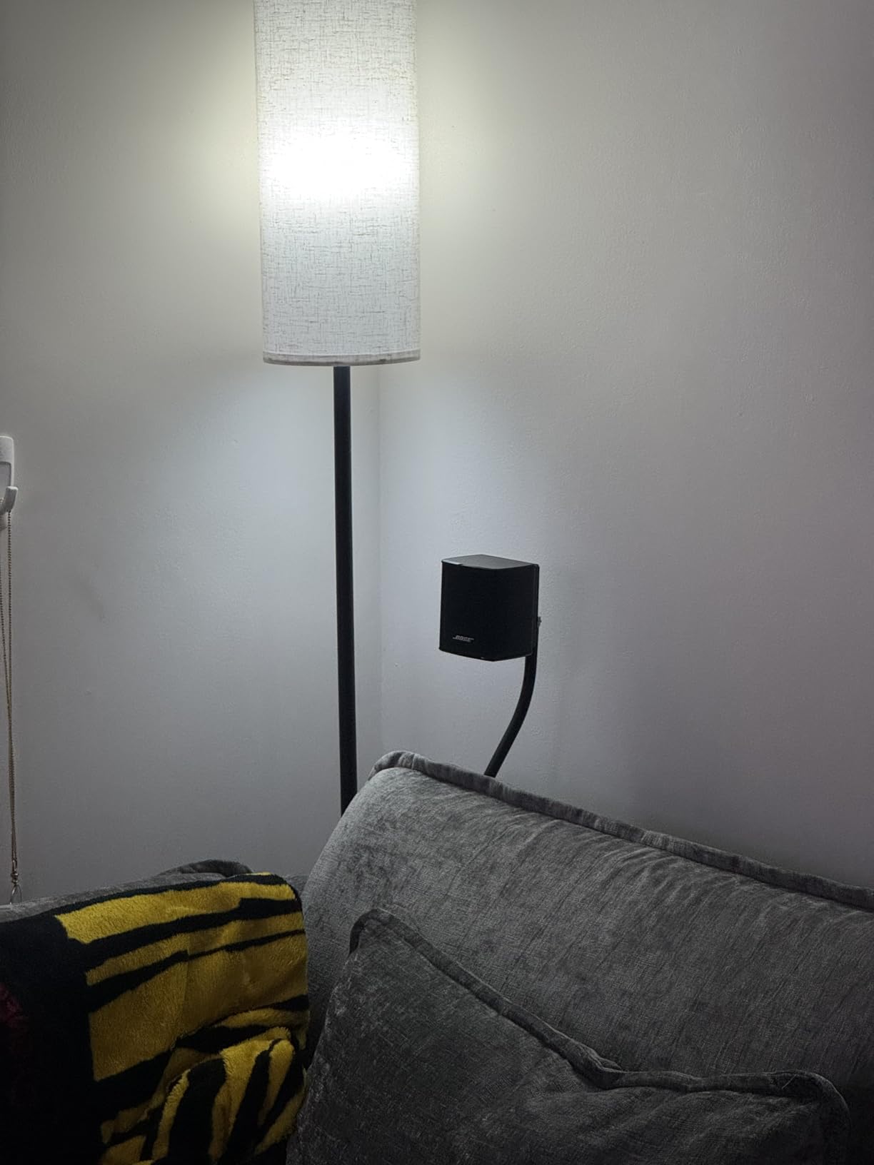 Bose UFS-20 Series II Universal Floor Stands customer photo 2