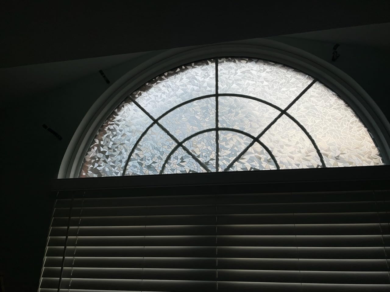 PROTINT WINDOWS Precut Pattern Texture Arched Window Film Shade, Self Adhesive Static Cling, 31 inches Diameter customer photo 2