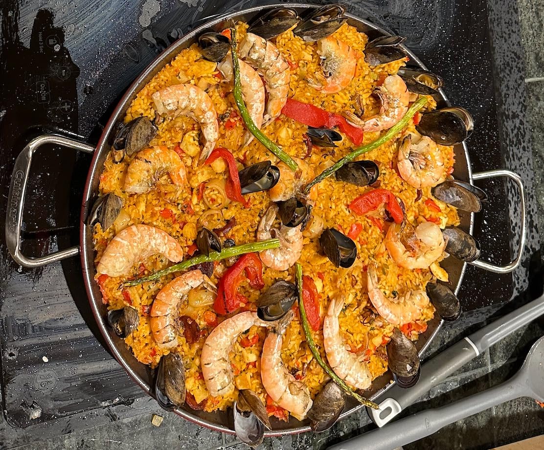 Cuisinart ASP-38CR 15-Inch Paella Pan With Lid, Red customer photo 2