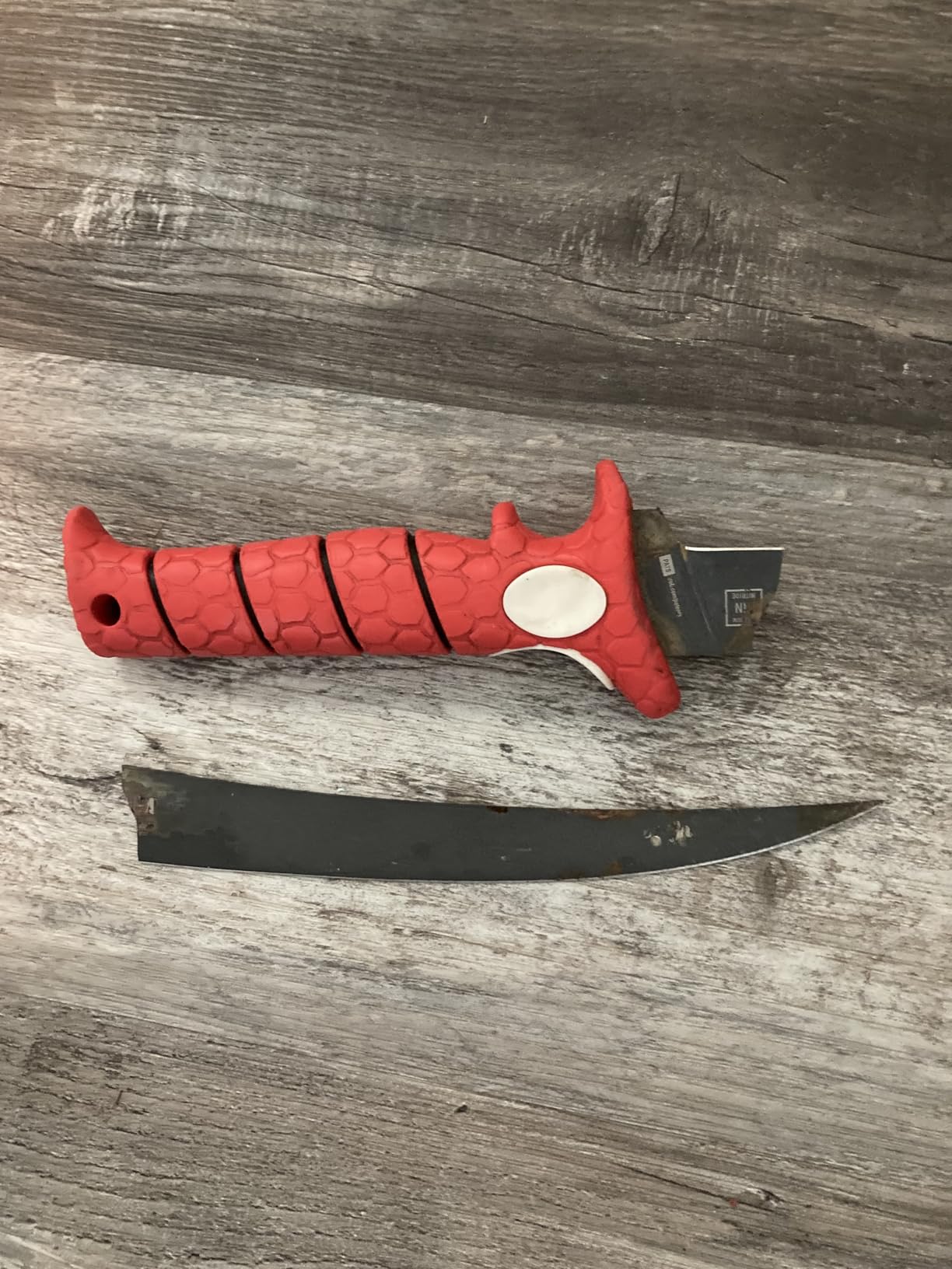 BUBBA 9 Inch Tapered Flex Fillet Knife with Non-Slip Grip Handle, Full Tang High Carbon Stainless Steel Titanium Coated Non-Stick Blade, Lanyard Hole and Synthetic Sheath for Fishing customer photo 2