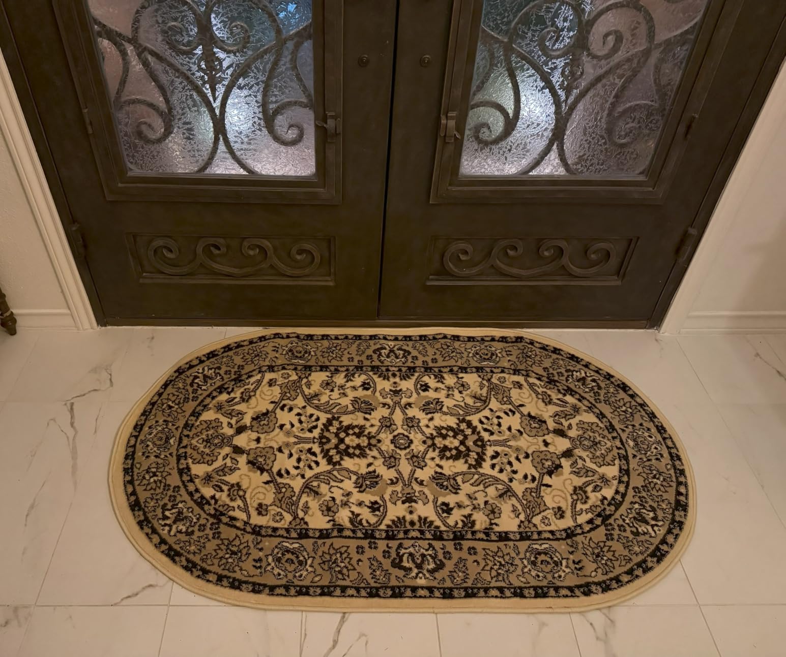 Unique Loom Sialk Hill Collection Area Rug - Washington (5' 3