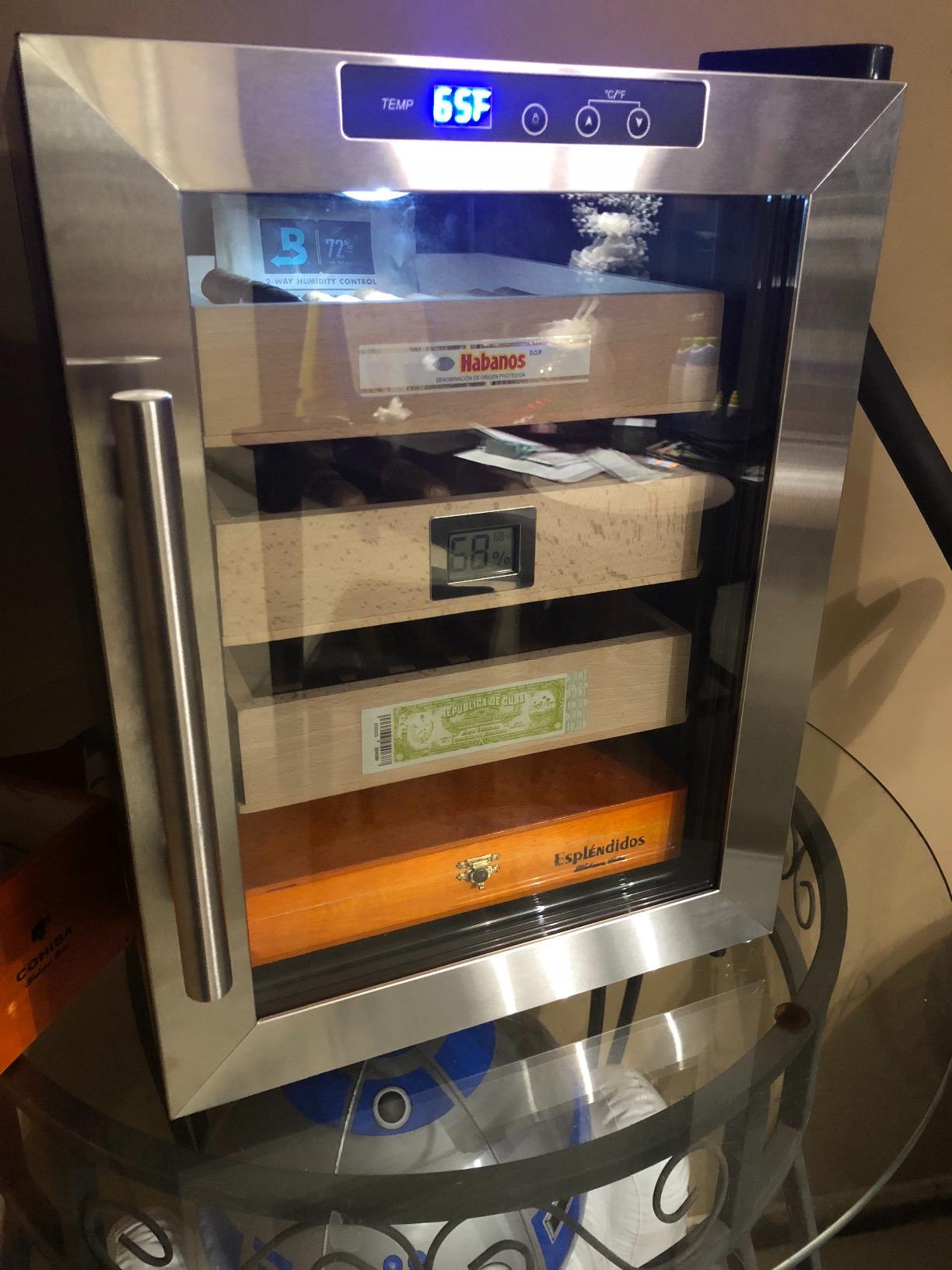 Prestige Import Group Clevelander Thermoelectric Cooler Humidor - Up to 250 Capacity - Color: Black w/Stainless Steel Door customer photo 2