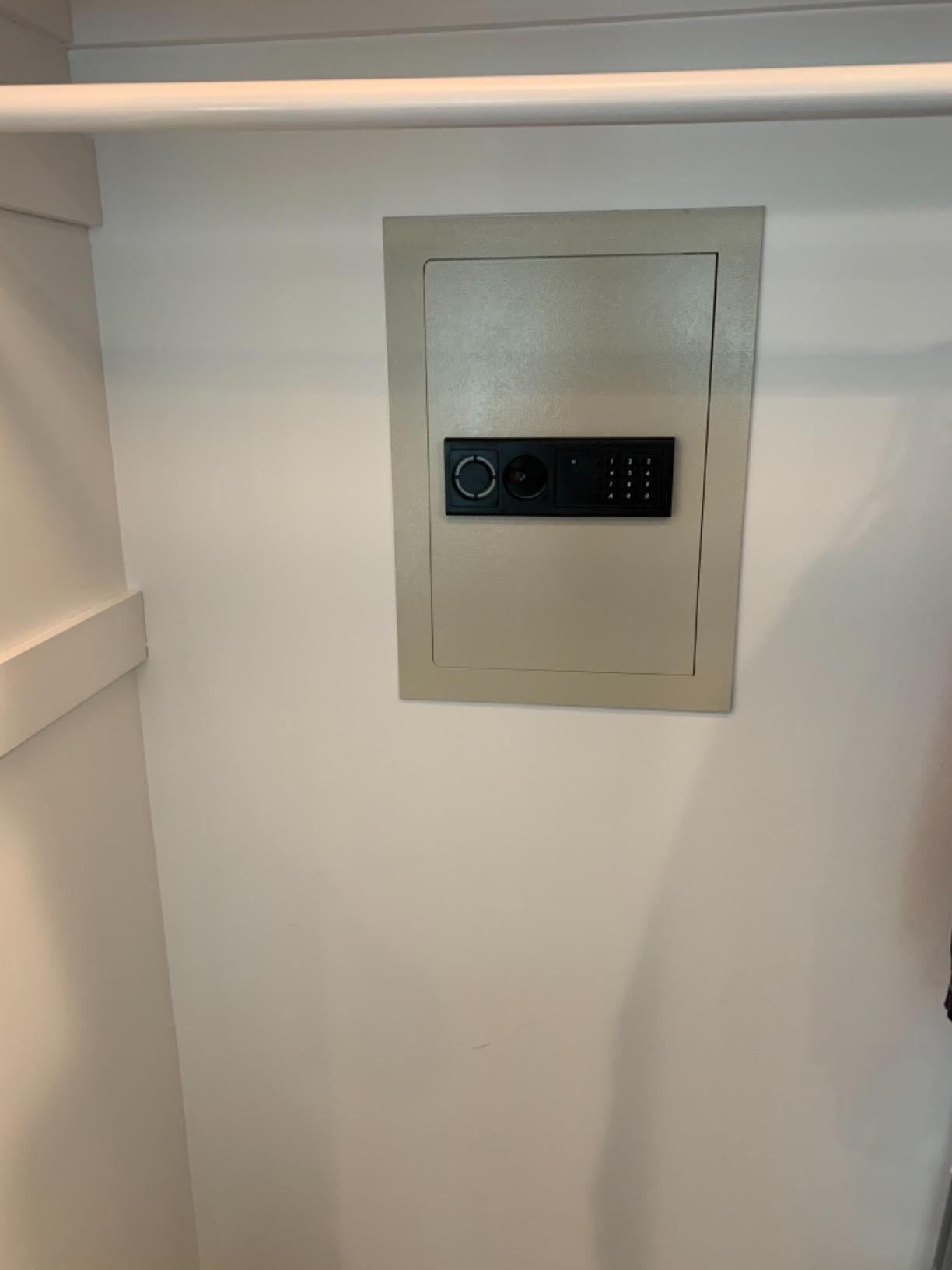 Giantex Electronic Wall Hidden Safe Security Box, Built-In Wall Electronic Flat Security Safety Cabinet (White) customer photo 2