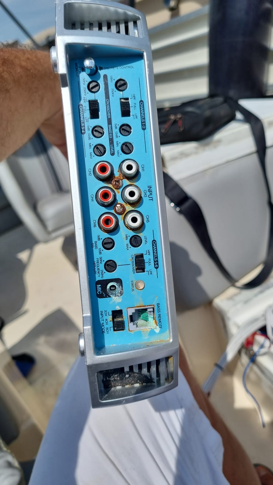 Rockville RXM-S6 Marine/Boat 6 Channel Amplifier with PA Microphone customer photo 2