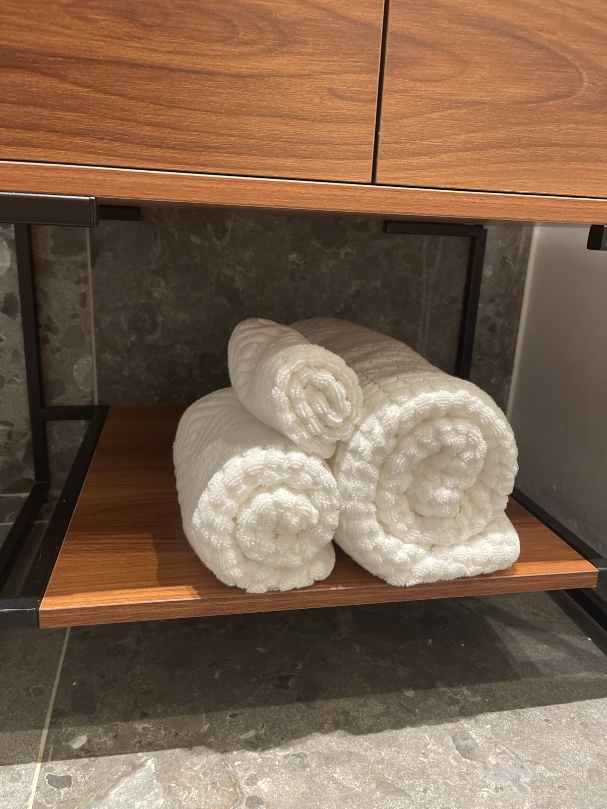 Texere 100% Organic Cotton 700 GSM Luxury Bath Towel Sets - Ultra Soft Hotel and Spa Quality, 2 Large Bath Towels, 2 Hand Towels, 2 Washcloths (Diamond, Merlot, 6 Piece) customer photo 1