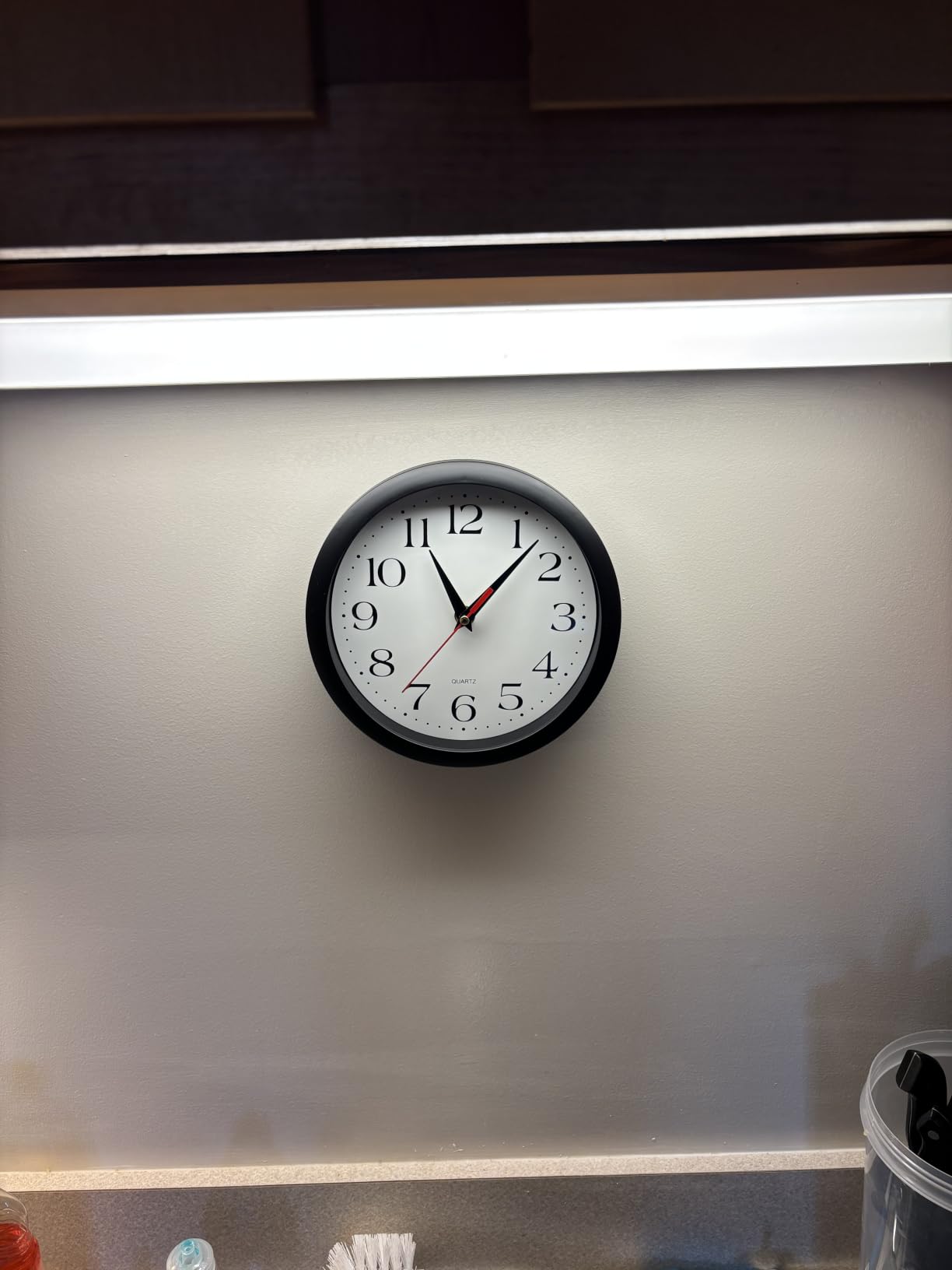 Bernhard Products Black Wall Clock Silent Non Ticking 10 Inch Quality Quartz Battery Operated Round Easy to Read Home/Office/Kitchen/Classroom/School Clock Sweep Movement customer photo 2