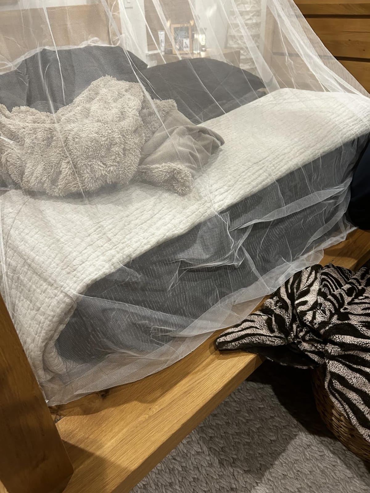 Mosquito Net for Queen & King-Size Bed - Fully Enclosed Bed Canopy customer photo 1