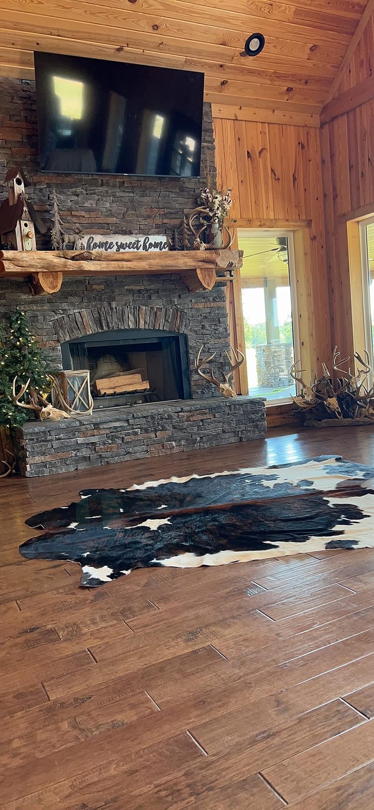 Sunshine Cowhides 100% Genuine Dark Brindle Tricolor Cowhide Rug - Modern Style Animal Skin Rug & Floor Carpet - Home Decor Area Rug for Living Room, Bedroom, Office & Kitchen Decor - Large (6x6-7ft) customer photo 2