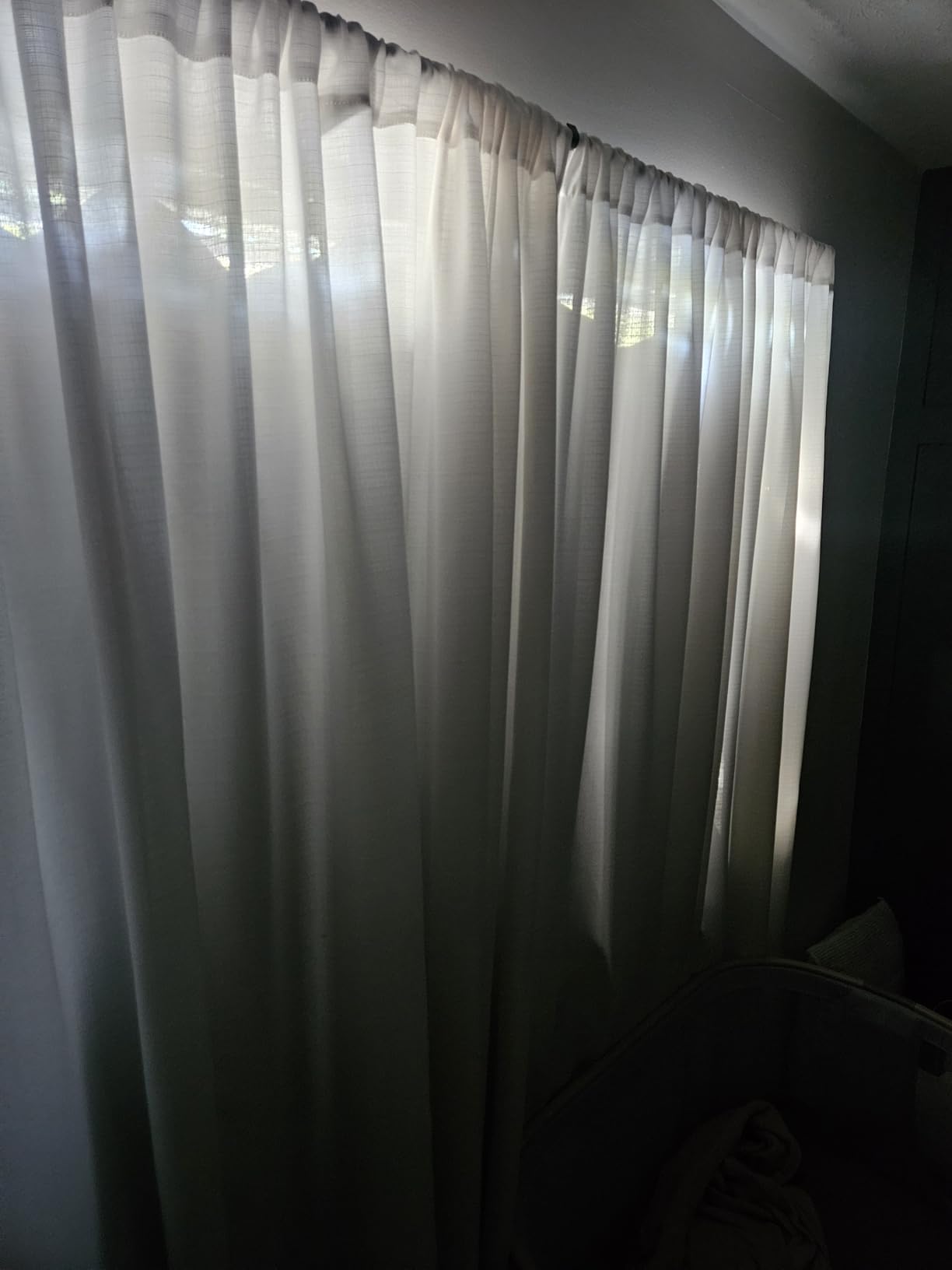 Amazon Basics Portable Room Darkening Blackout Curtain Shade with Suction Cups, Noise Reduction, 50