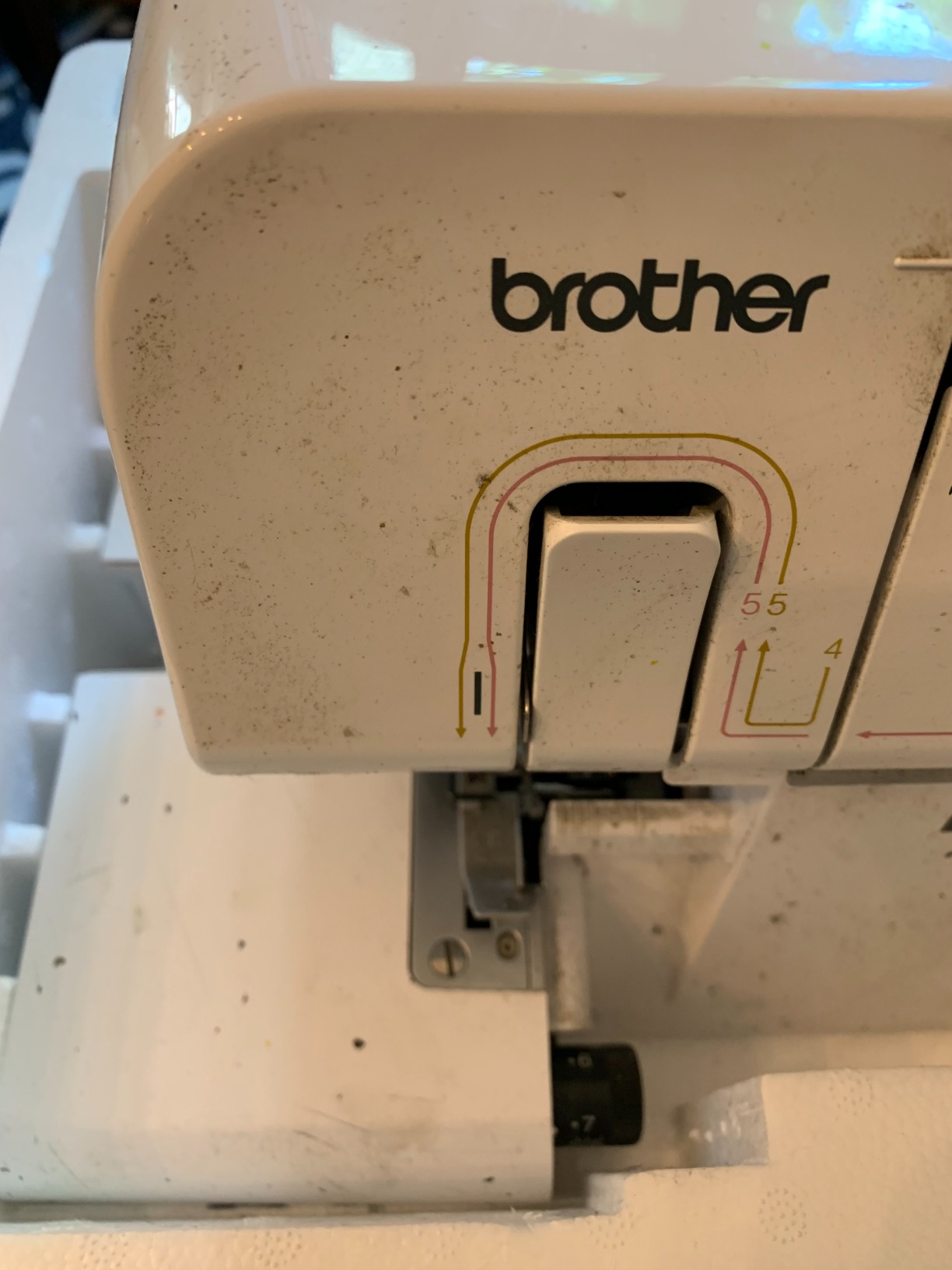 Brother ST4031HD Serger, Strong & Tough Serger, 1,300 Stitches Per Minute, Durable Metal Frame Overlock Machine, Large Extension Table, 3 Included Accessory Feet, 12.99 x 14.37 x 17.01 in., White customer photo 1