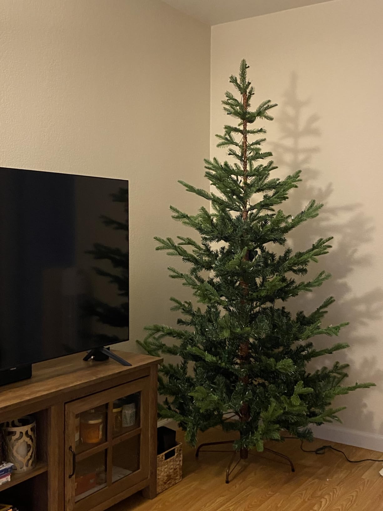National Tree Company 7.5ft Pre-Lit Norwegian Spruce Christmas Tree customer photo 2