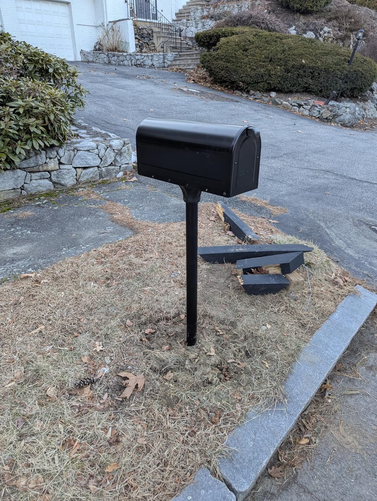 Architectural Mailboxes 7680B-10 MB1 Mount Mailbox and In-Ground Post Kit, Medium, Bl customer photo 2