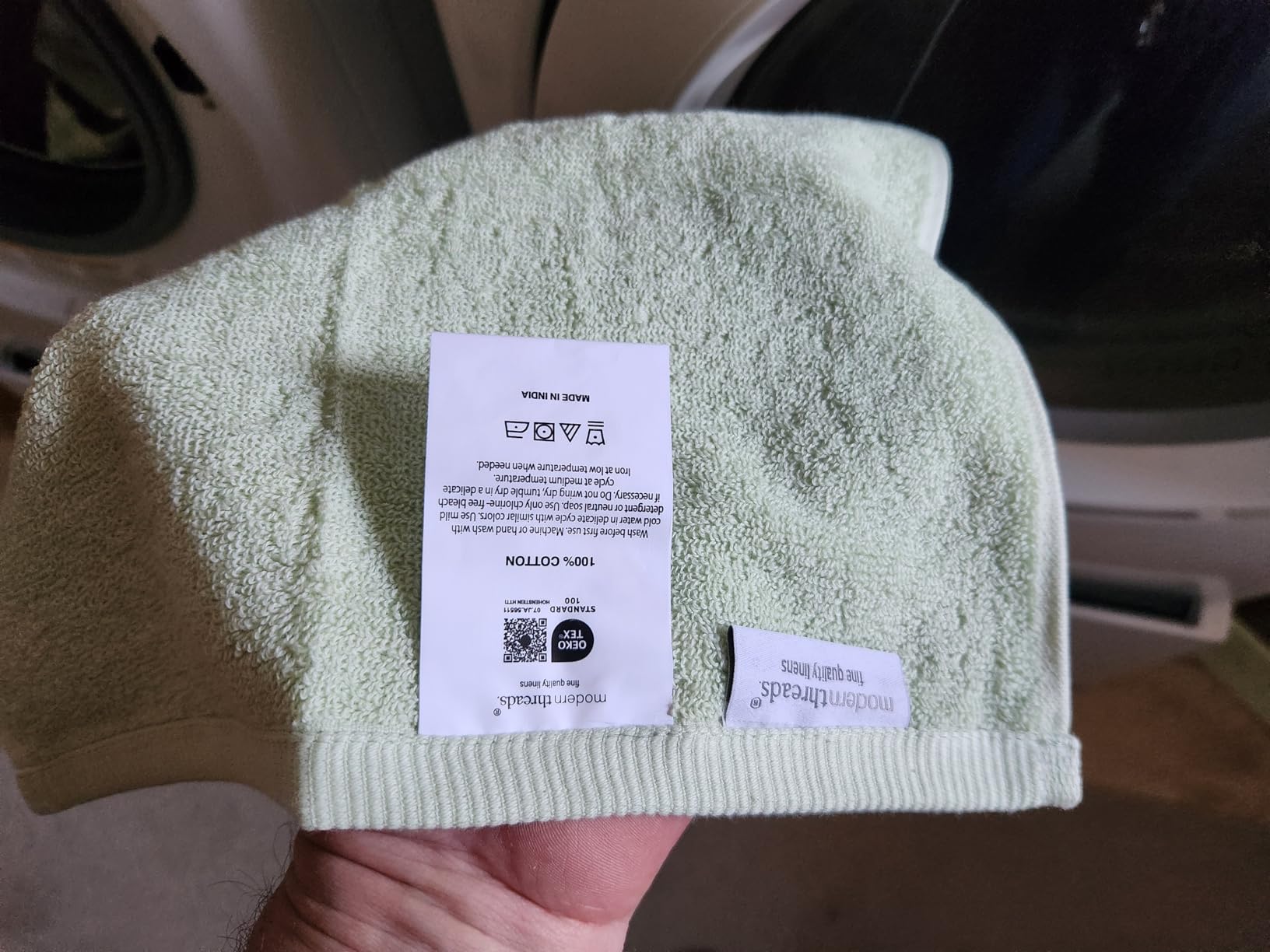 Modern Threads 6 Piece Bath Towel Set – Bathroom Set with 2 Bath Towels, 2 Hand Towels, and 2 Wash Cloths – 100% Cotton, Super Absorbent & Extra Soft – Reversible Botanical Vine (Blue) customer photo 2