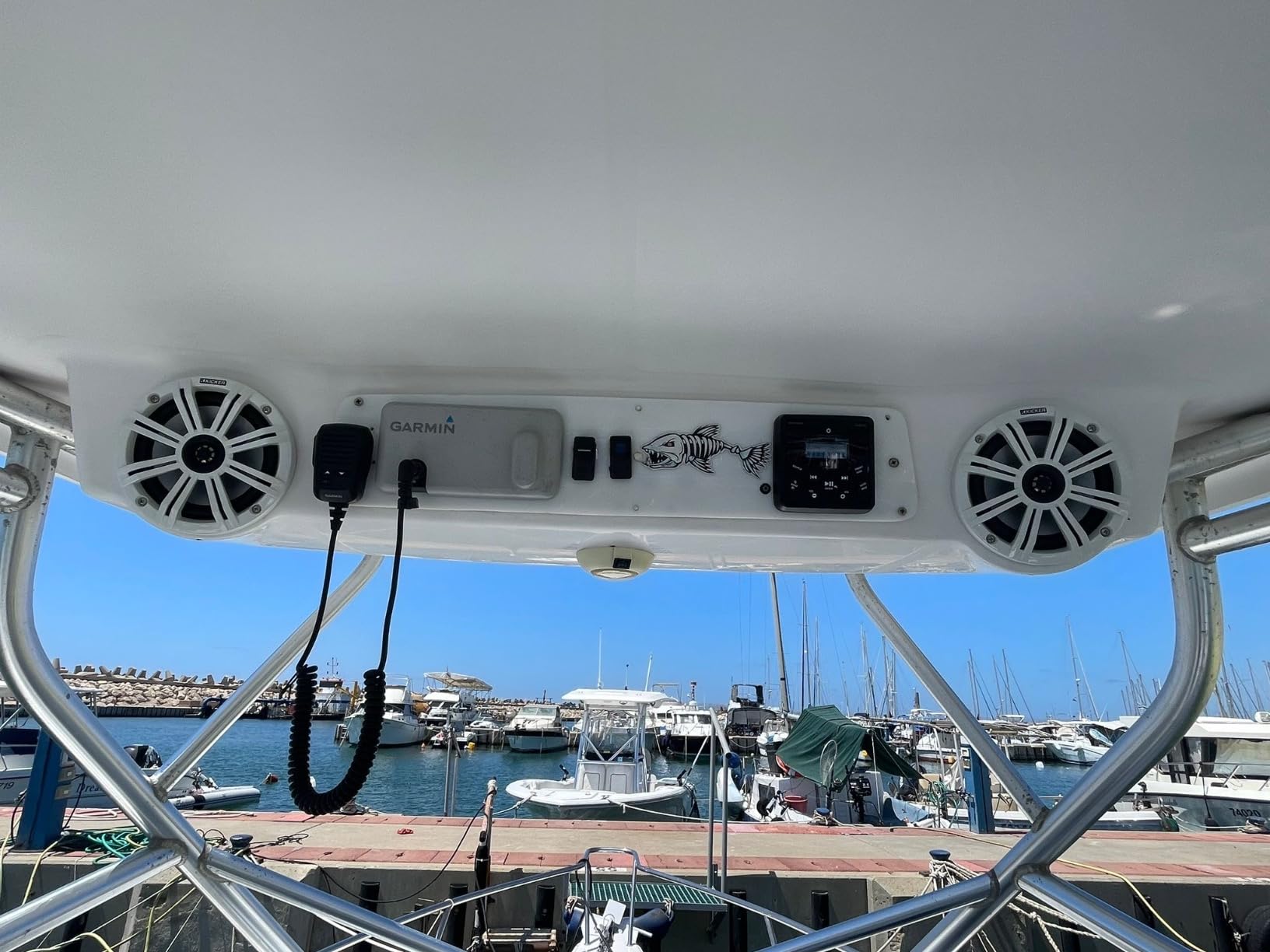 Kicker KM65 6.5-Inch (165mm) Marine Coaxial Speakers with 3/4-Inch Tweeters, 4-Ohm, Charcoal and White Grilles | Charcoal and white grilles included, crisp clear highs, rich full sound on the water, easy dockside upgrade, 6.5 inch size customer photo 1