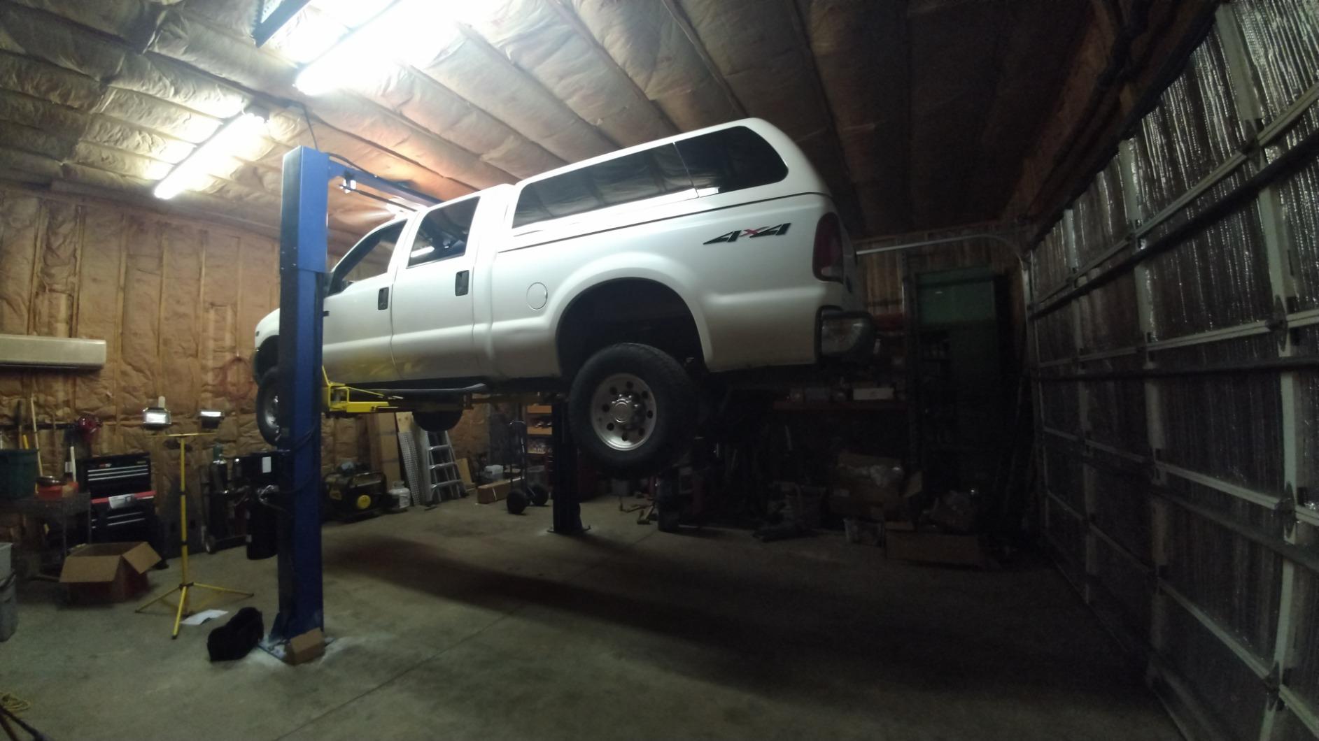 APlusLift HW-10KOH-A 10000LB Two Post Overhead Car Lift 3 Year Warranty | 3 Year Parts Replacement (A $499 Value) Rigid Double S Columns. Carriage Stronger Commercial-grade Steel. Clear Floor Design. customer photo 2