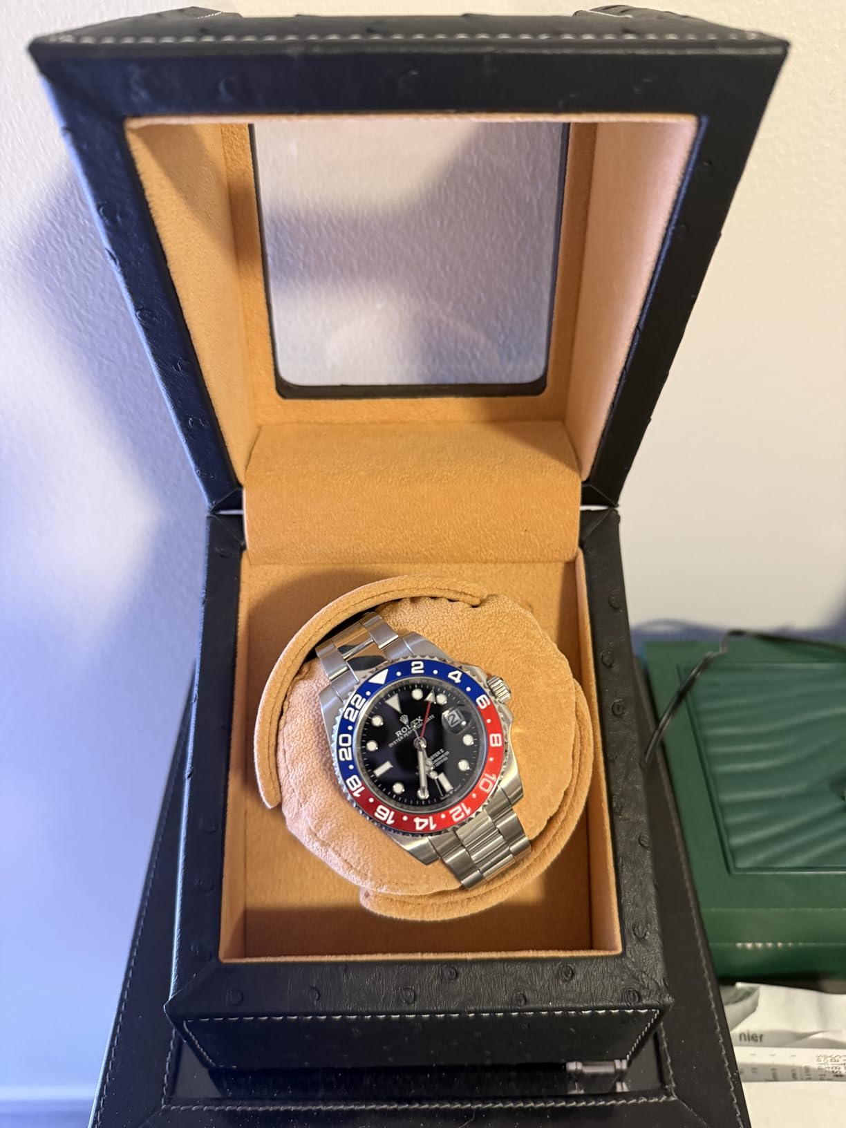 Automatic Single Watch Winder, Black Ostrich Leather customer photo 1