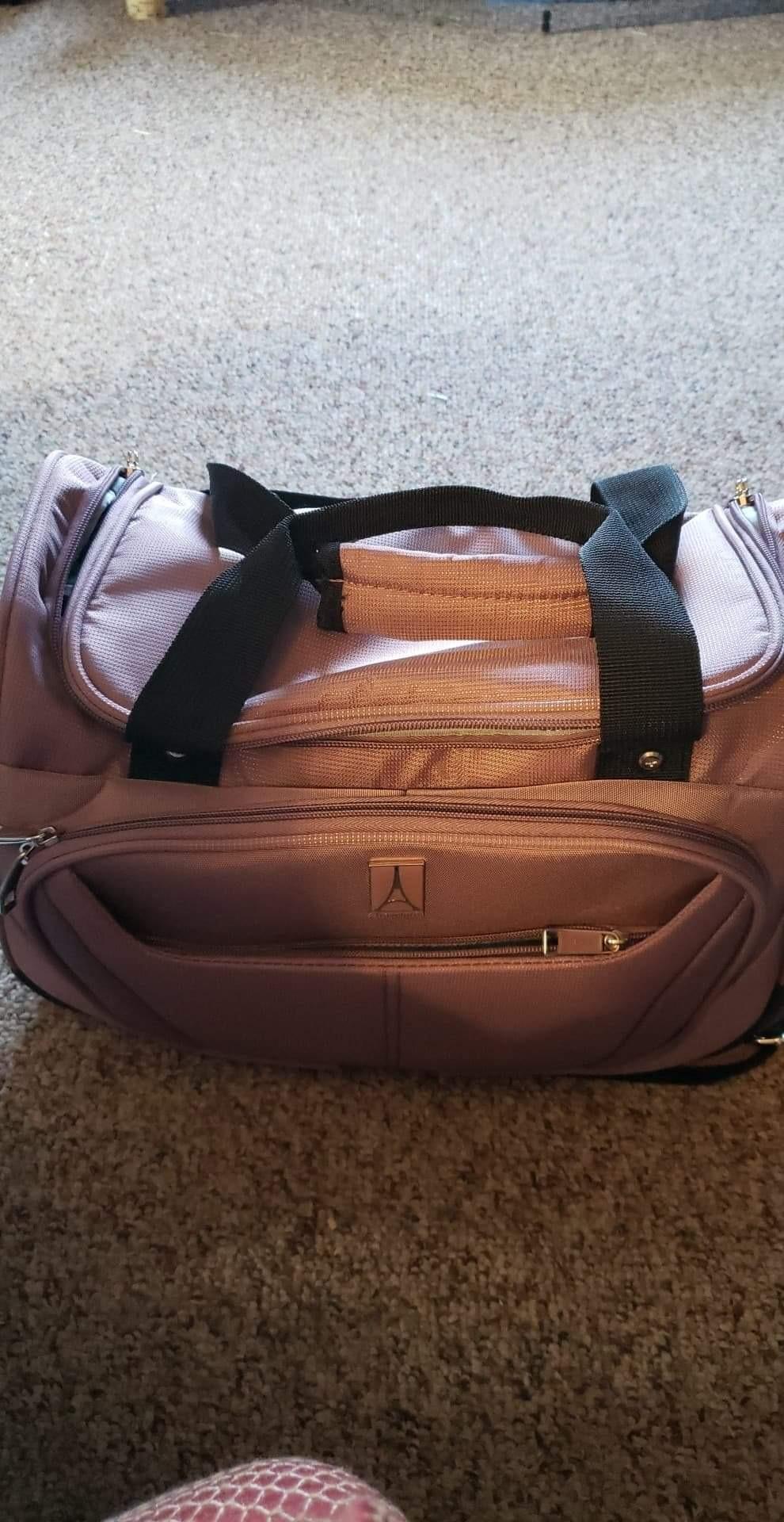 Travelpro Maxlite 5 Softside Lightweight Underseat Carry-On Travel Tote, Overnight Weekender Bag customer photo 1