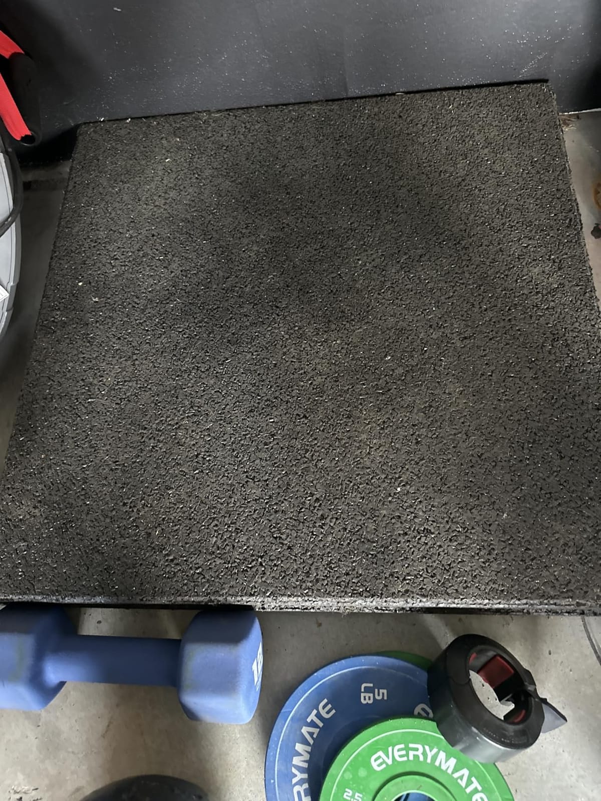 Titan Fitness 2 Pack Rubber Lifting Tiles, 24