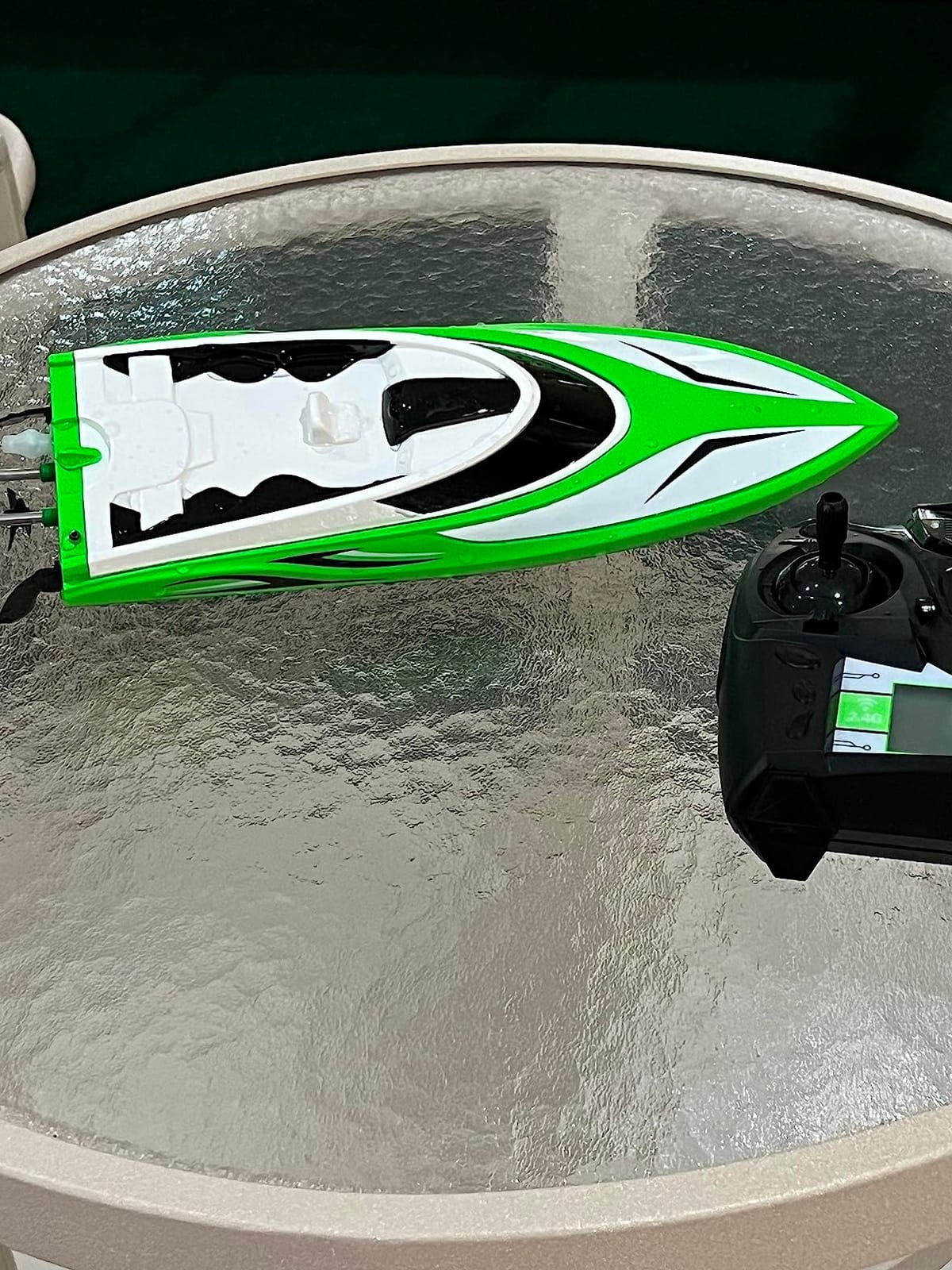 Force1 Velocity Green Fast RC Boat- Remote Control Boats for Adults and Kids, Underwater Speed Racing Mini RC Toy for Pools and Lakes, 2.4GHZ Transmitter, 2 Rechargeable Batteries, Low Battery Alert customer photo 1