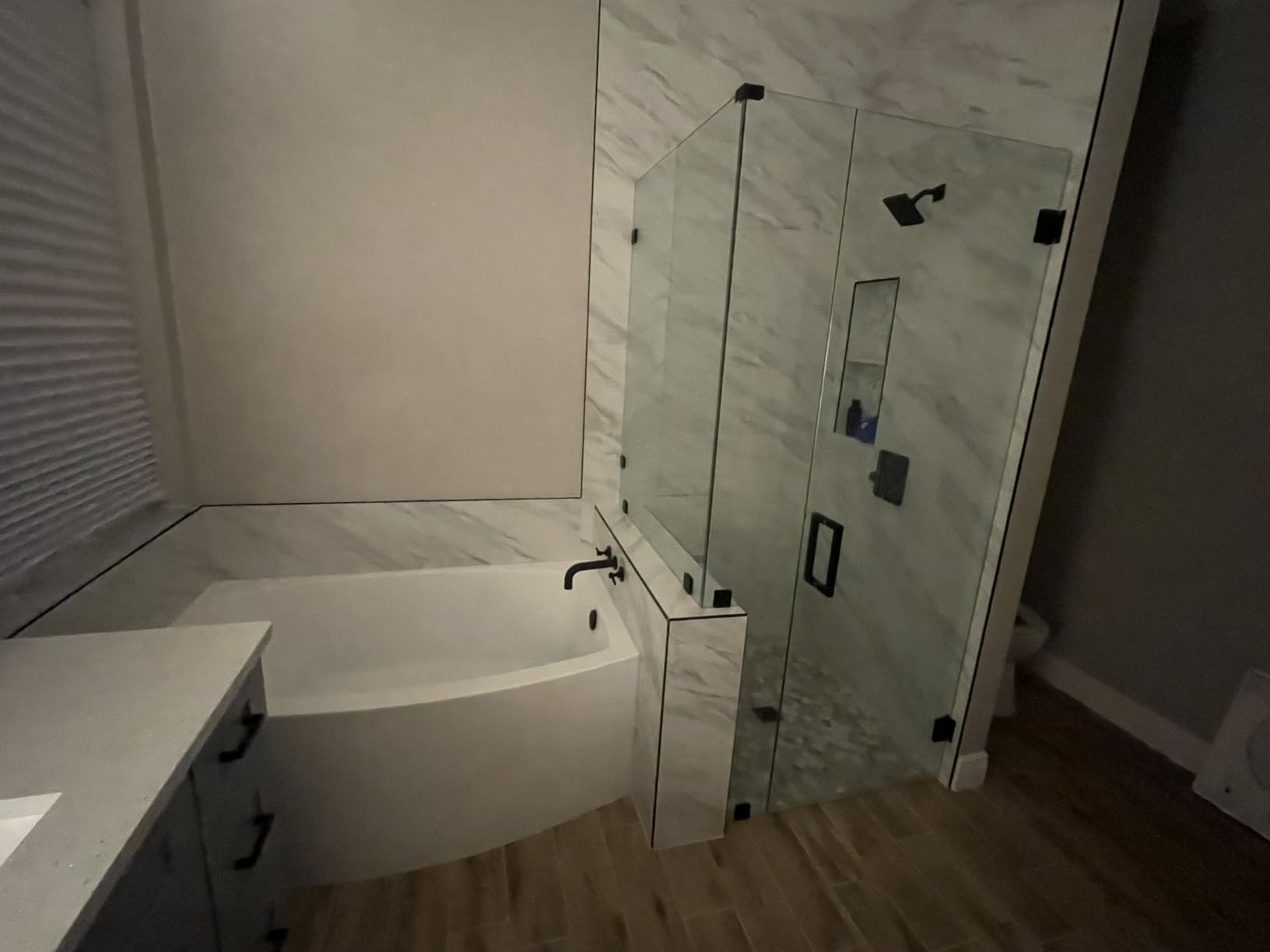 Aqua Eden VTAP603222R 60-Inch Acrylic 3-Wall Alcove Tub with Right Hand Drain Hole, White customer photo 2