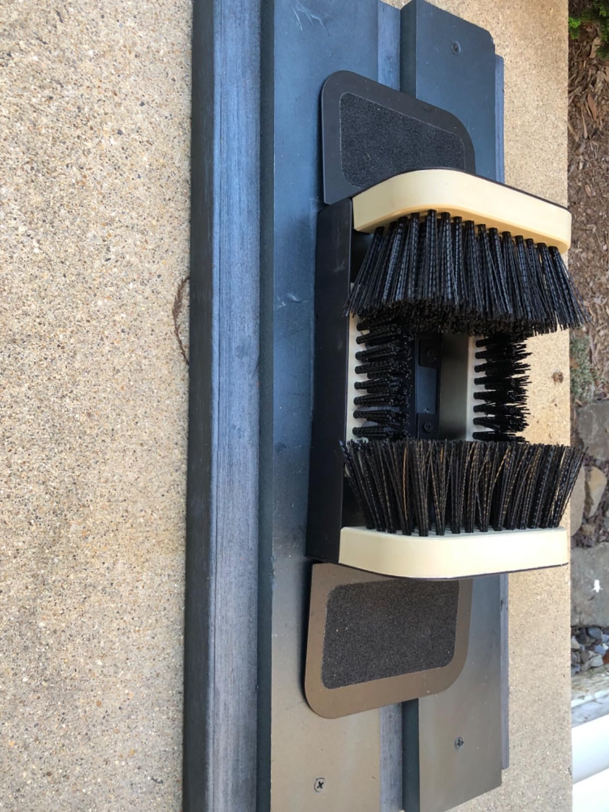 Umien Boot Scraper Outdoor Shoe Brush with Flaps, for Mud, Dirt & Snow customer photo 1
