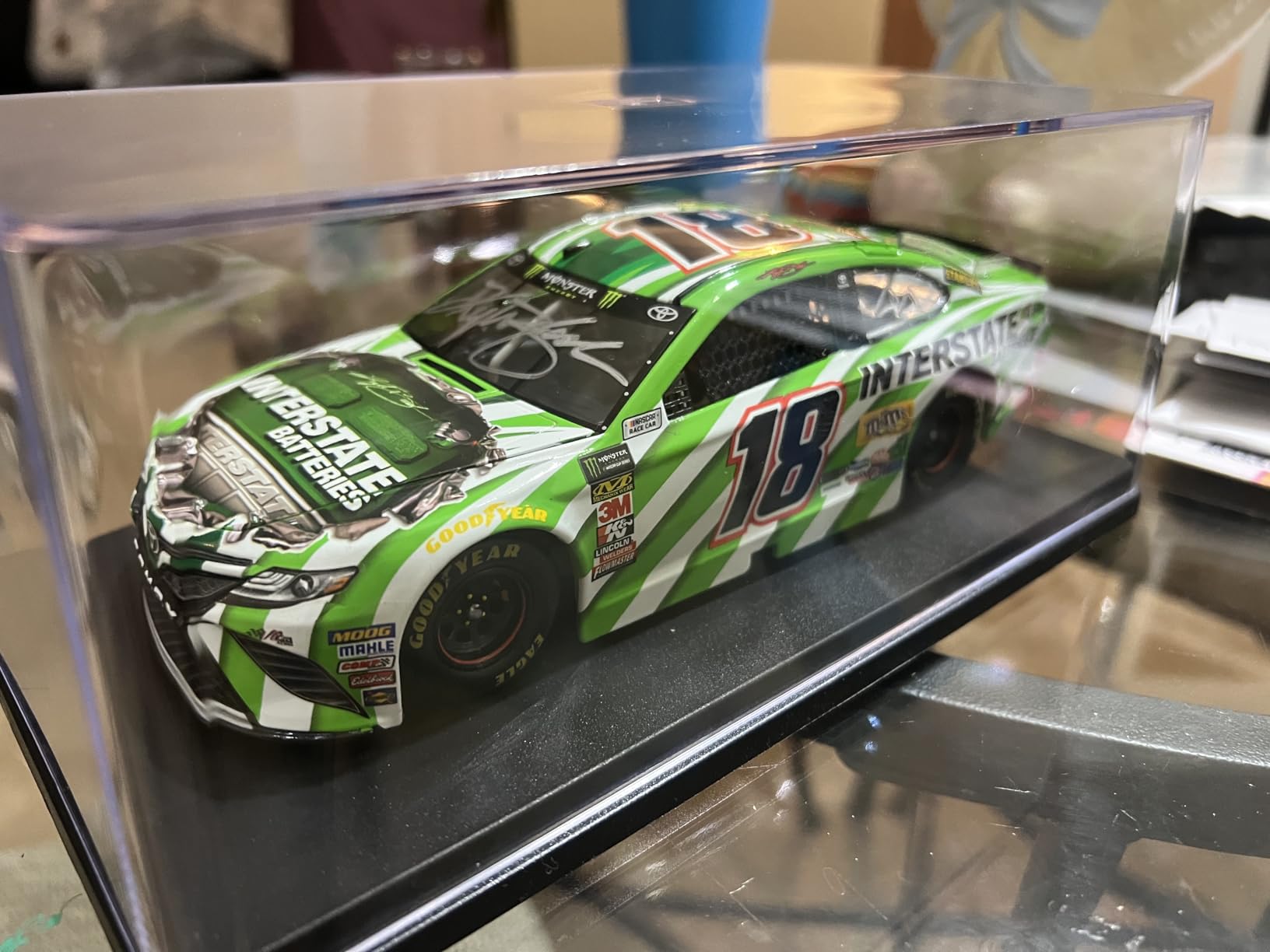 Greenlight Collectibles - 1:24 Acrylic Case with Plastic Base customer photo 1