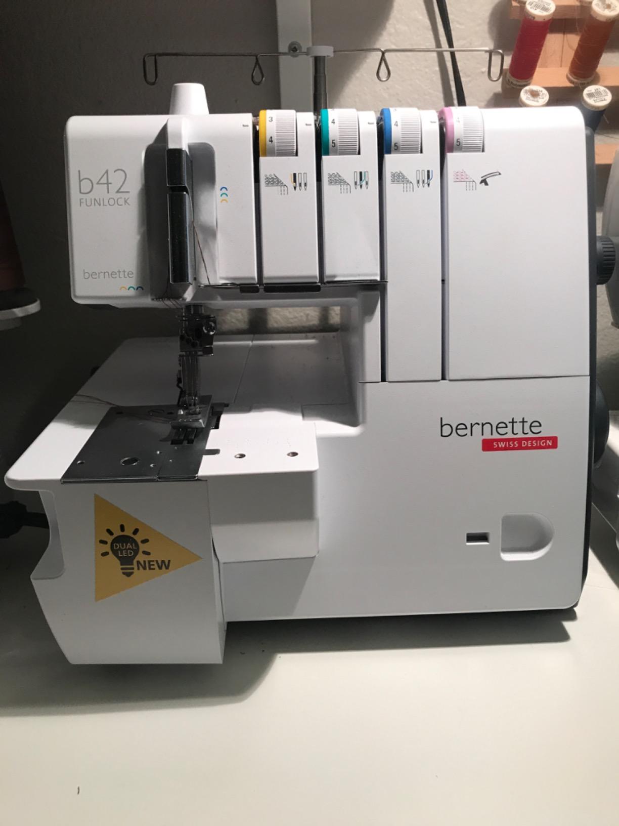 Bernette b42 Funlock Coverstitch Machine customer photo 1