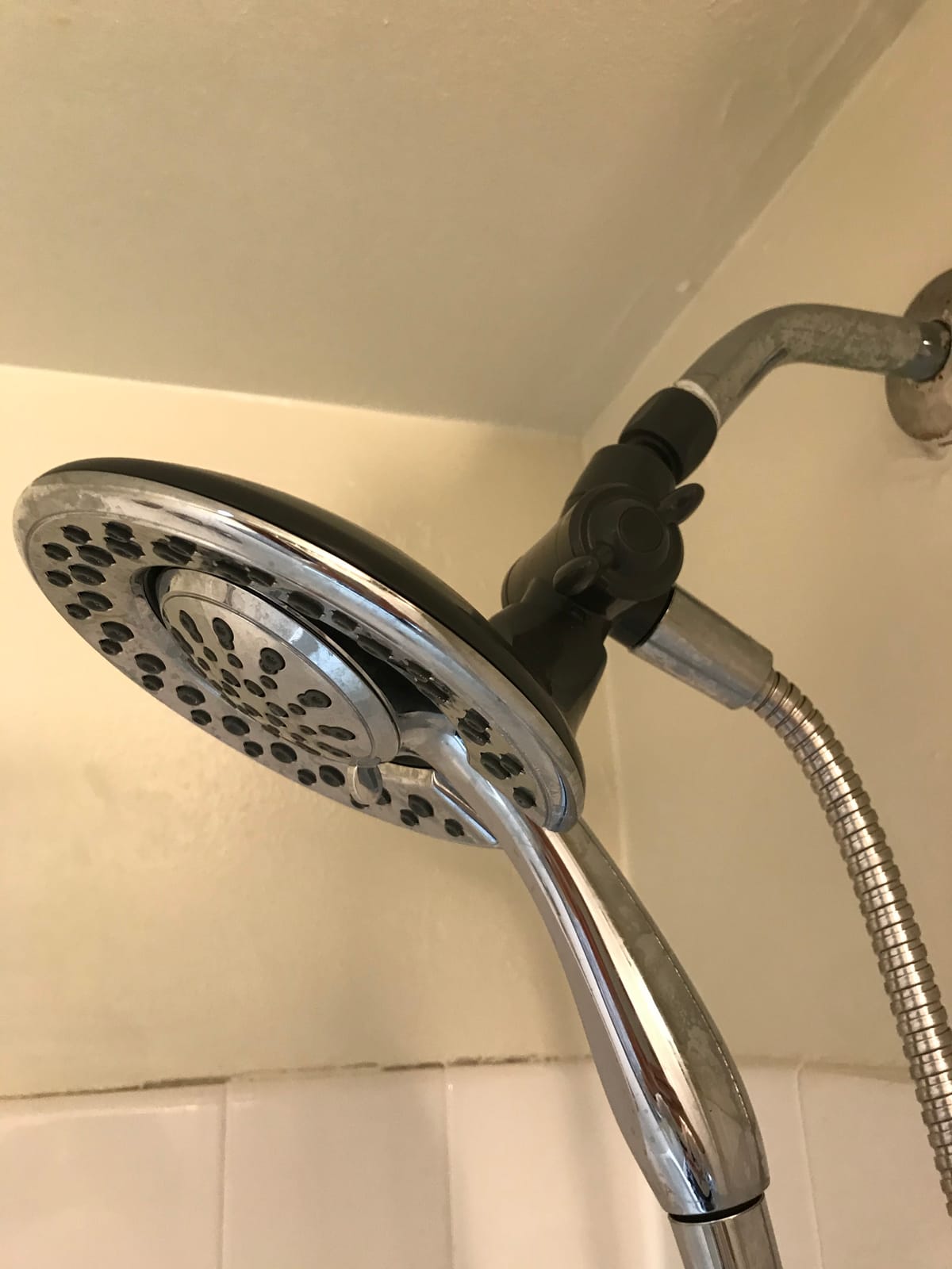 Delta 4-Setting In2ition 2-in-1 Dual Shower Head with HandHeld Spray, Brushed Nickel Detachable Shower Head with Hose, Showerhead, 1.75 GPM Flow Rate, SpotShield Nickel 75486CSN customer photo 1