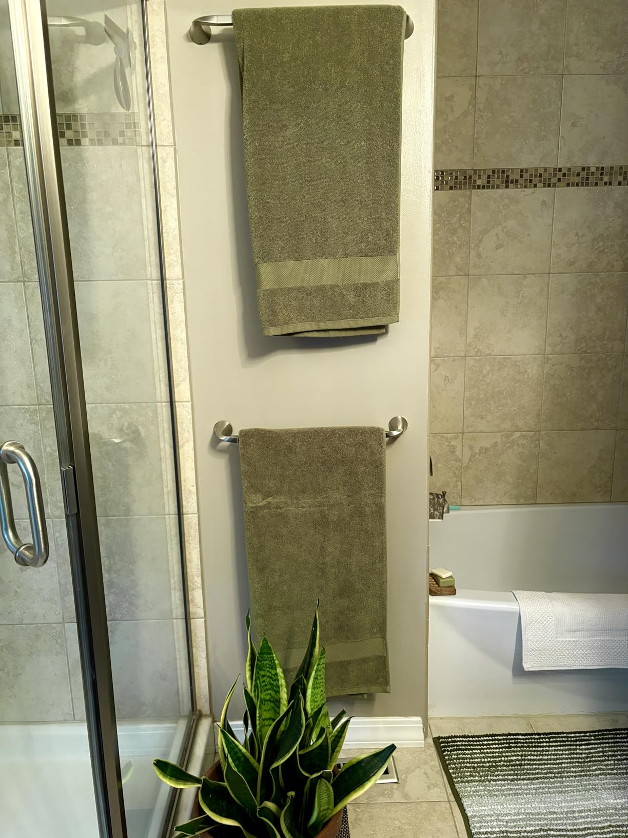 White Classic Luxury White Bath Towel Set of 8 - Soft 100% Turkish Cotton customer photo 1