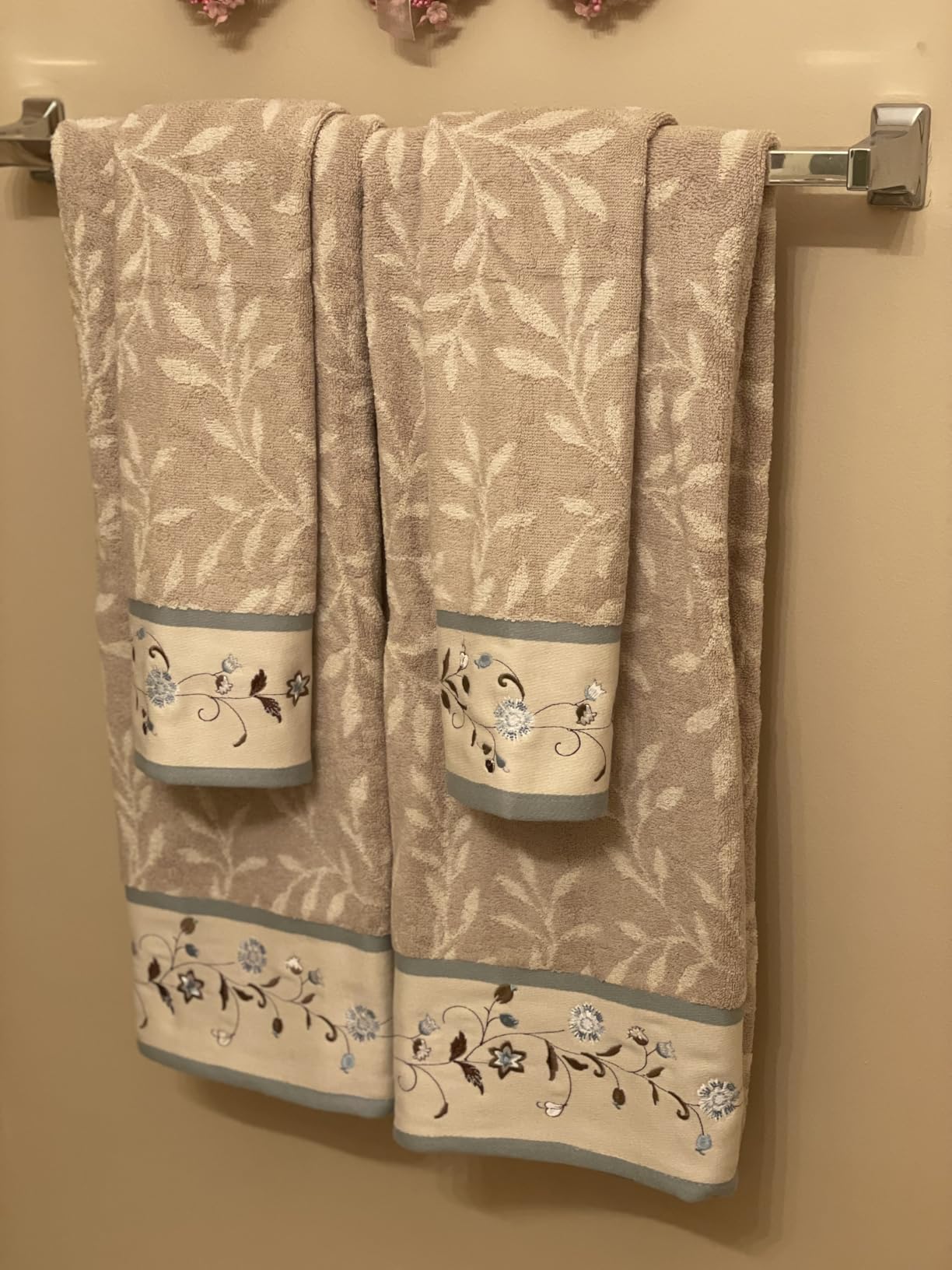Madison Park Serene 100% Cotton Bath Towel Set Luxurious Floral Decorative Towels for Bathroom Embroidered Cotton Jacquard Design Soft Highly Absorbent for Shower 600 GSM, Multi-Sizes, Blue 6 Piece customer photo 1