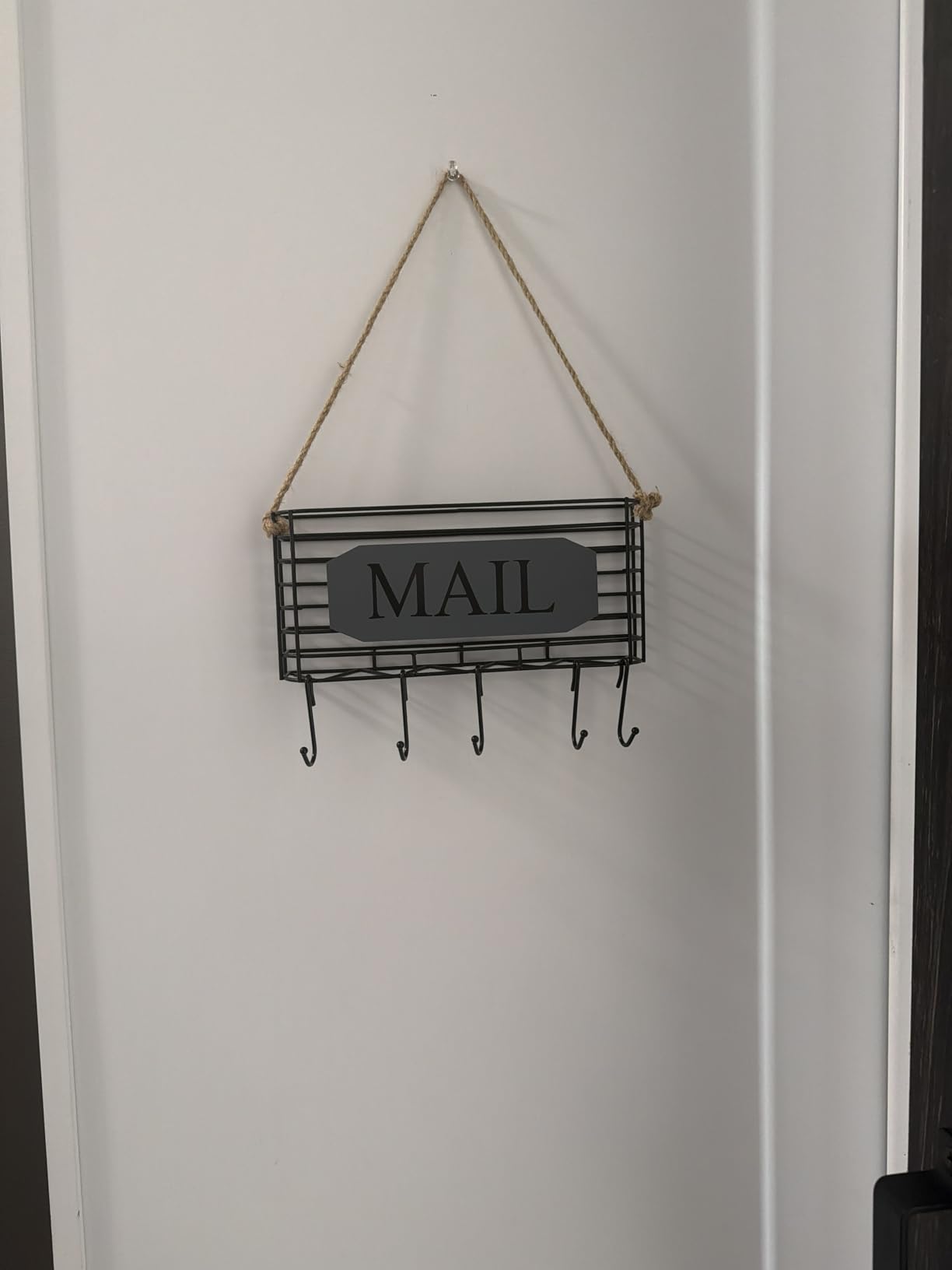 SRIWATANA Mail Organizer Wall Mount, 5 Key Hooks, Small, Carbonized Black customer photo 1