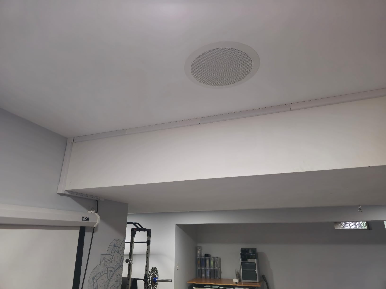 A+ ELECTRIC Cord Cover Full Kit, 26ft/315in Self-Adhesive Cable Raceway, 20 Snap-On Channels, Wire Hider for TV, HDMI & Speaker Cables, Includes Connectors & Corners, Paintable Cable Management, White customer photo 2