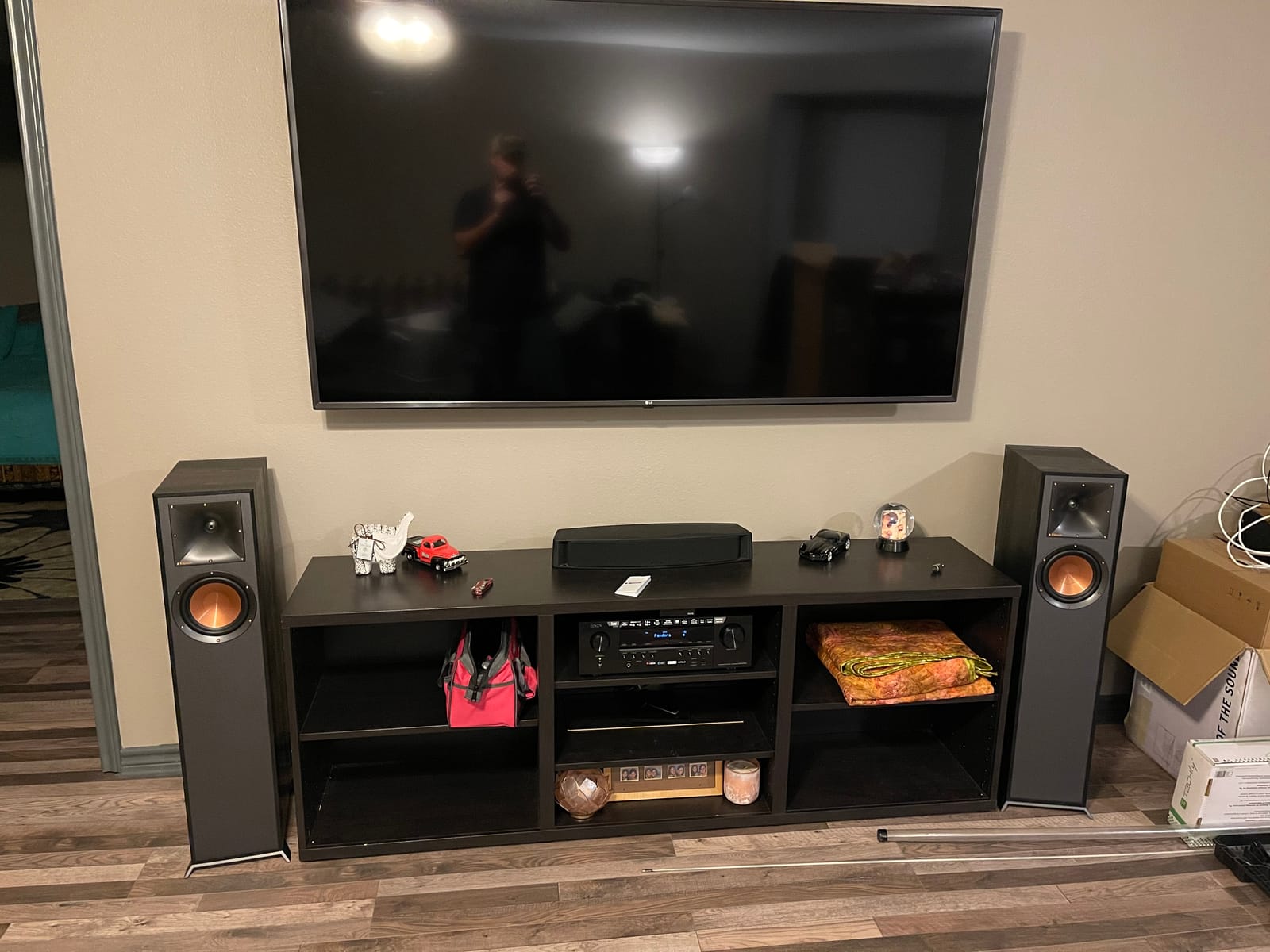 Klipsch Reference R-610F Floorstanding Speaker, Black, Pair customer photo 2