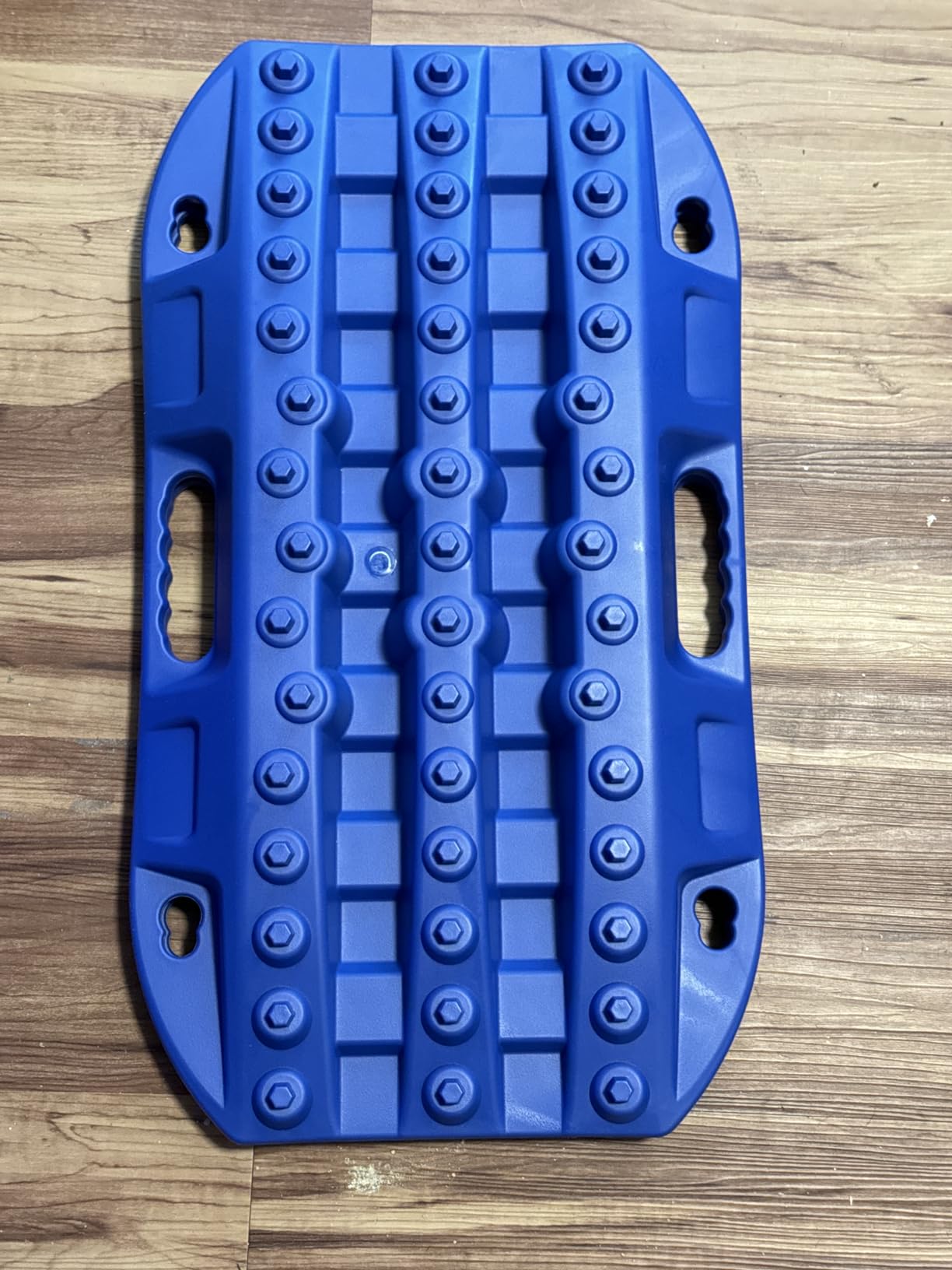 BUNKER INDUST Off Road Traction Boads, 2 Pcs Short Recovery Track Traction Mats for 4WD Mud, Sand, Snow Ramps-Red Tire Traction Tool (Without Strap) customer photo 2